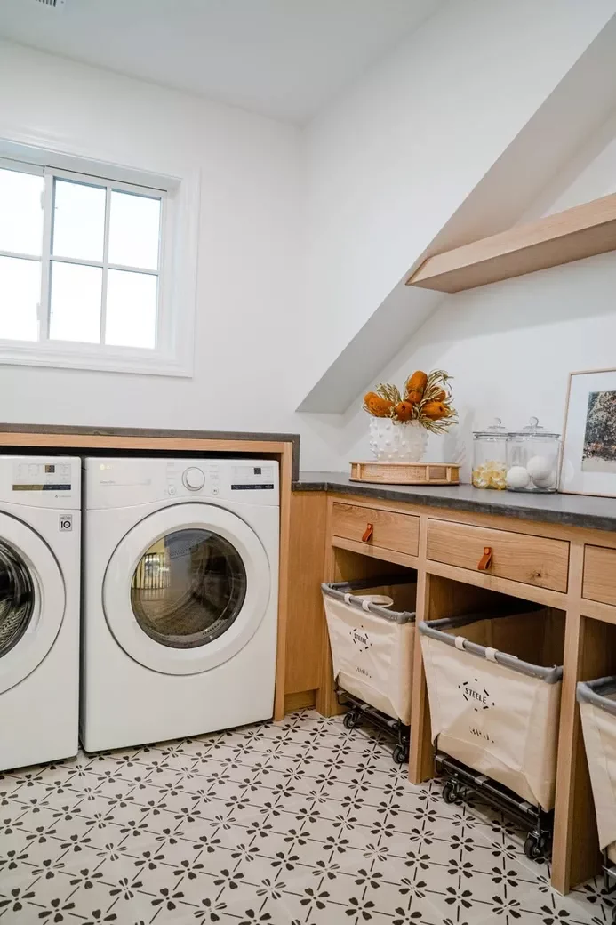 42 Brilliant Laundry Room Organization Solutions to Try This Season Incorporate Rolling Hampers