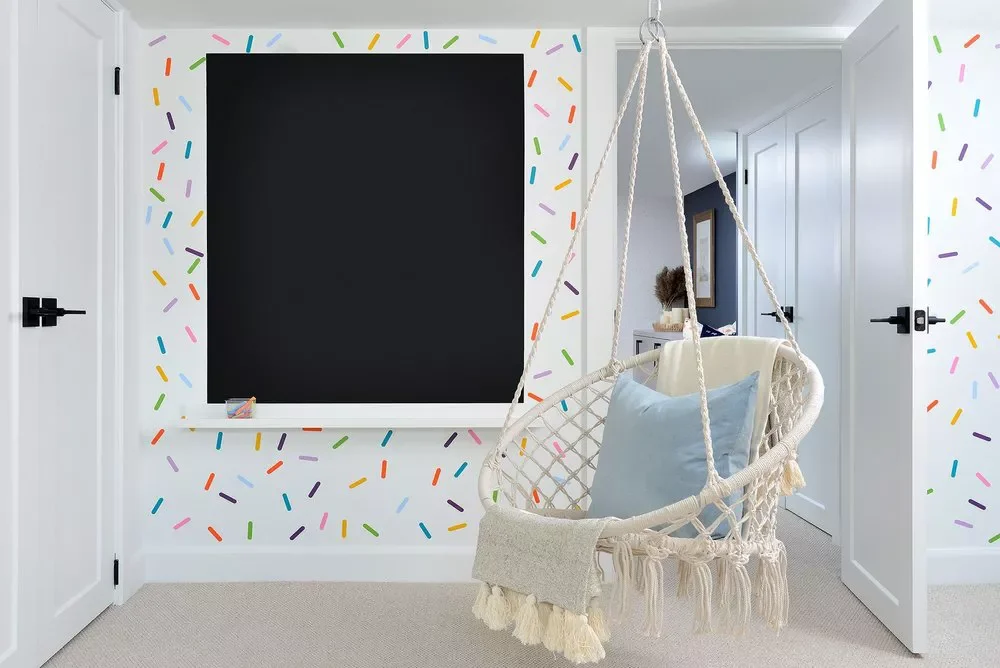 25 Brilliant Small Craft Room Ideas That Will Spark Your Creative Fire Incorporate Seating