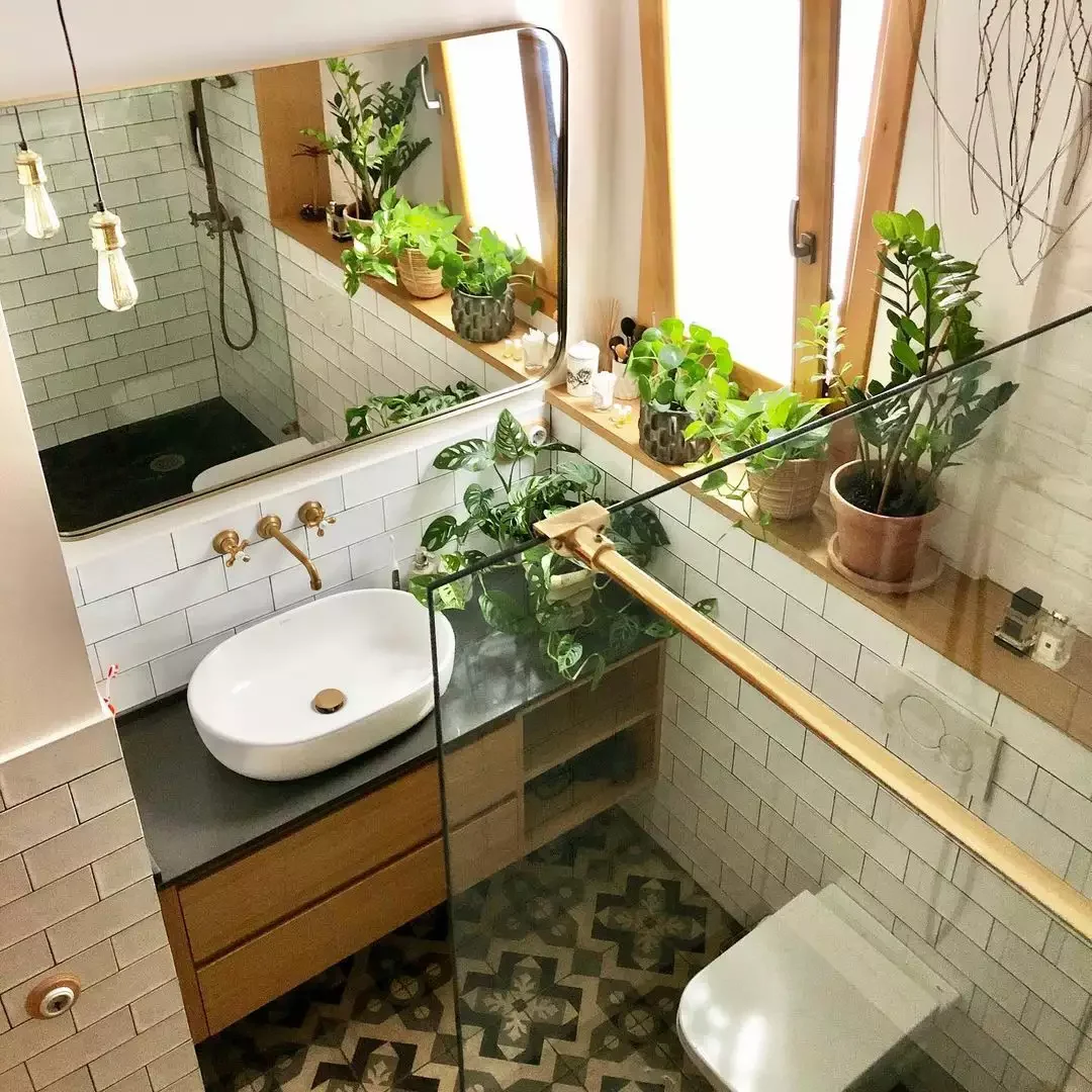 74 Amazing Bathroom Decorating Ideas That Will Transform Your Space 25 Indoor Plant Jungle