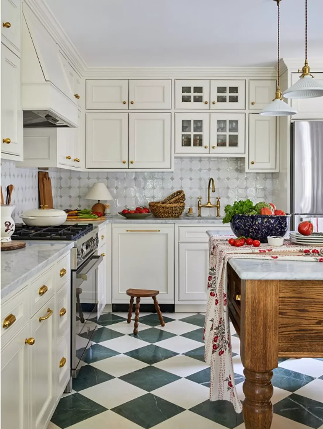 25 Stunning Kitchen Sink Ideas to Transform Your Culinary Space 14 Infuse Elegance