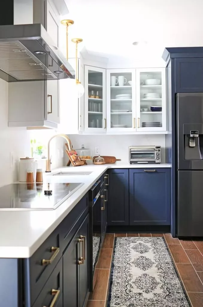 25 Stunning Kitchen Sink Ideas to Transform Your Culinary Space 6 Infuse Glamor