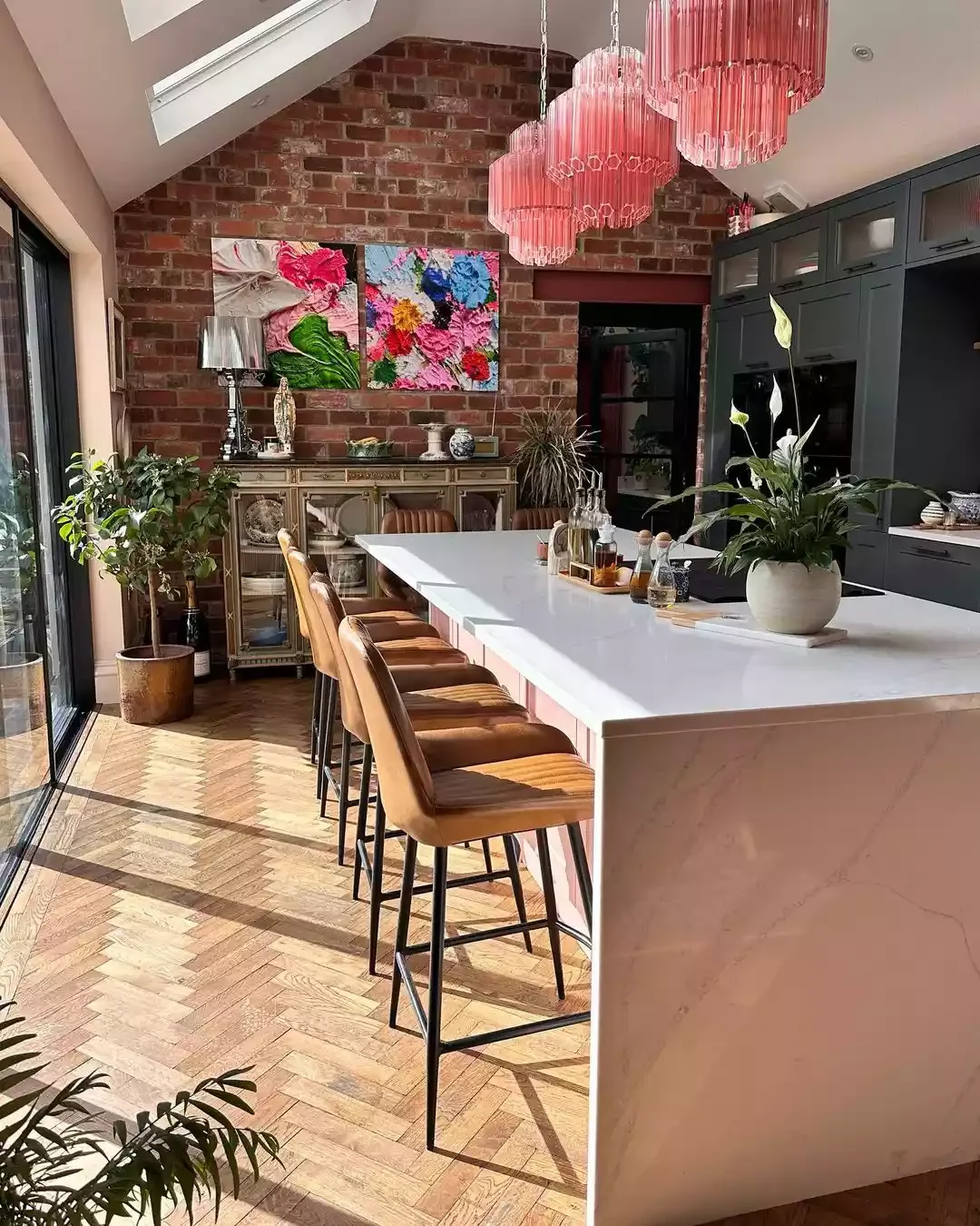 30 Stunning Pink Kitchen Designs That Show Why Pink Is the Ultimate Neutral 30 Infuse Pink Into the Lighting