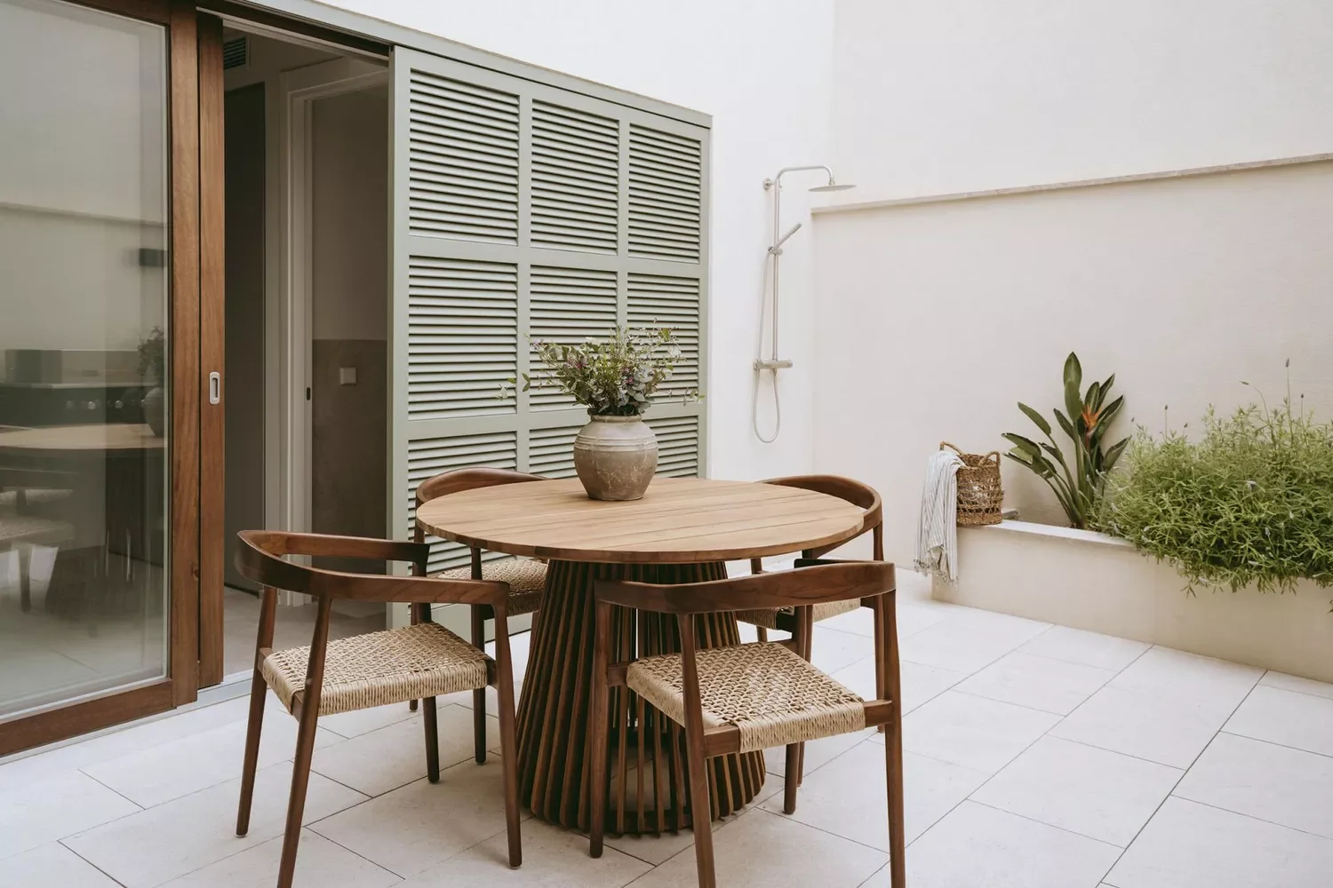 21 Creative Ways to Transform Your Apartment Patio Into an Outdoor Haven 21 Install an Outdoor Shower