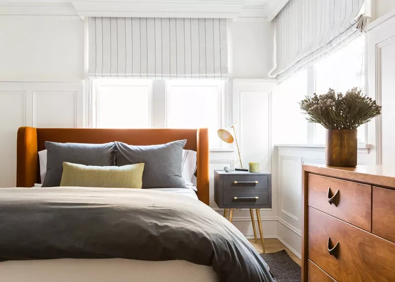 36 Beautiful Wainscoting Ideas to Transform Your Home's Style 36 Integrate the Windows