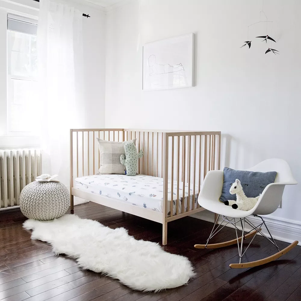 31 Creative Toddler Bedroom Ideas That Will Delight Both Kids and Parents 23 Invest in Design Classics