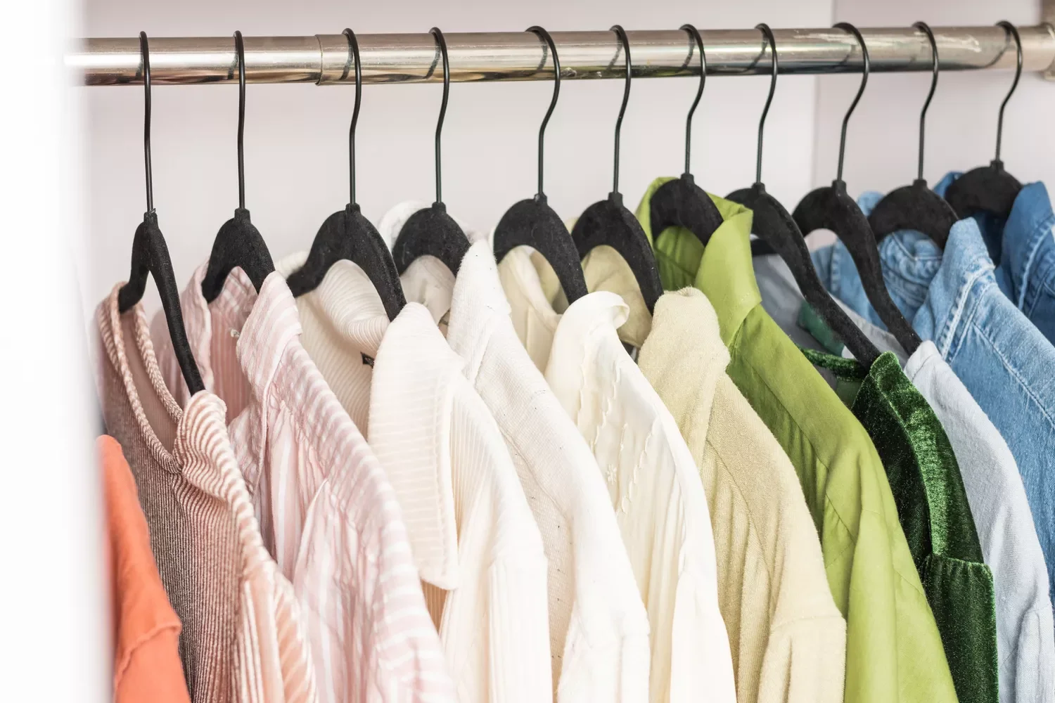 36 Brilliant Closet Organization Ideas to Transform Your Space Invest in Quality Hangers