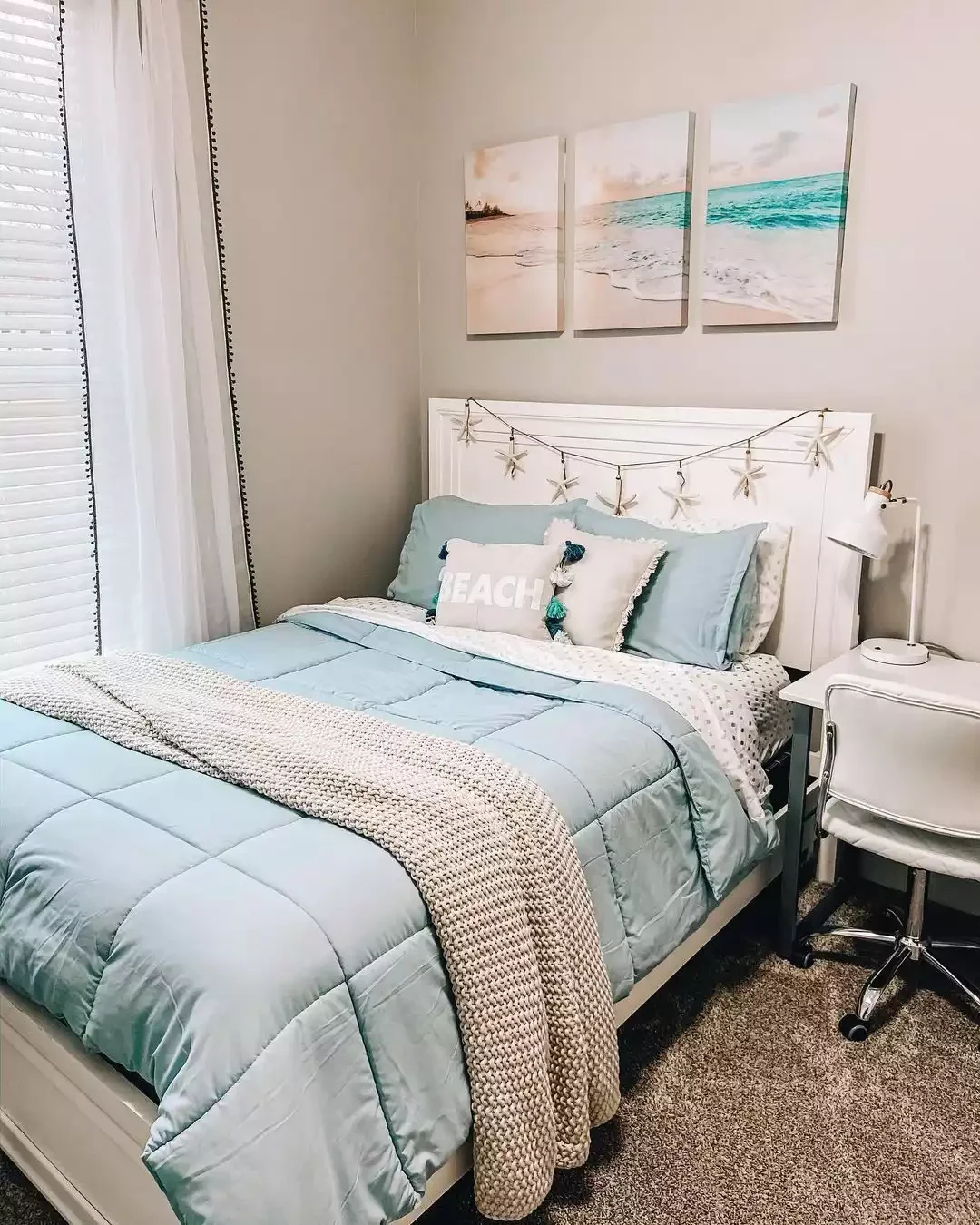 35 Stunning Beach-Inspired Bedroom Ideas That'll Transform Your Space 11 Jazz Up Your Headboard
