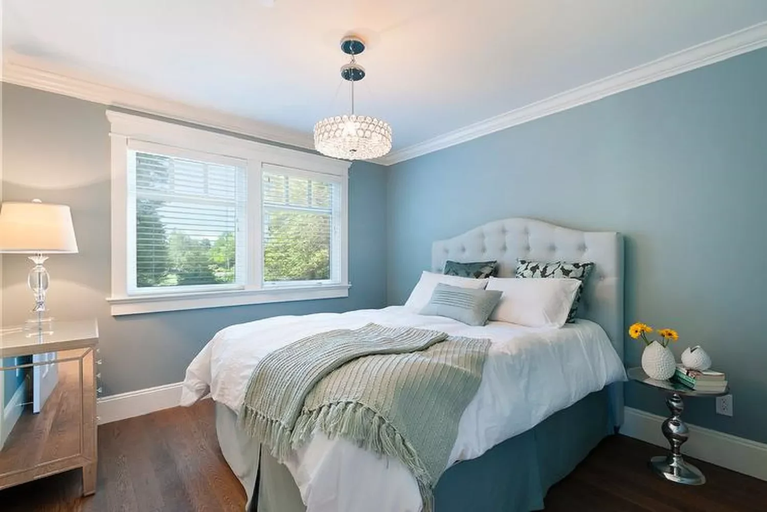 55 Stunning Blue Bedroom Ideas to Transform Your Space Into a Peaceful Haven 55 Keep Blue Walls Bare