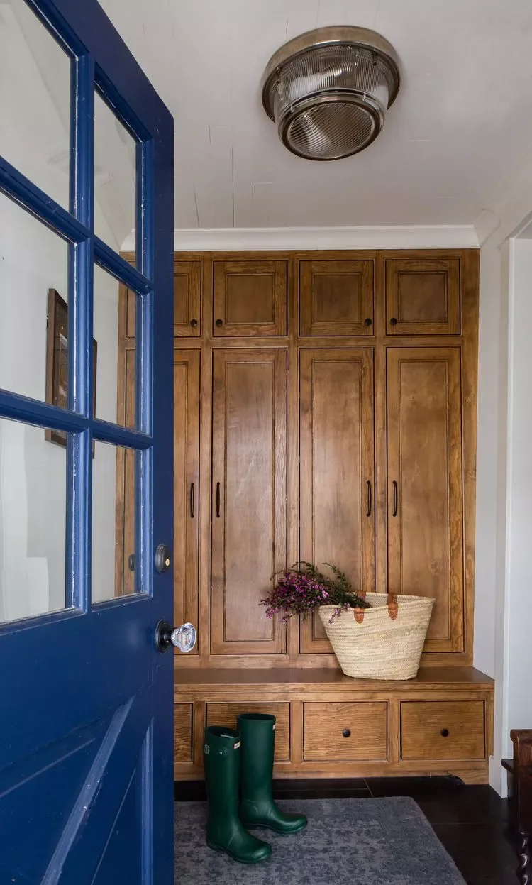 53 Fresh Summer Home Decor Ideas That'll Transform Your Space 31 Keep Foraging Essentials Nearby