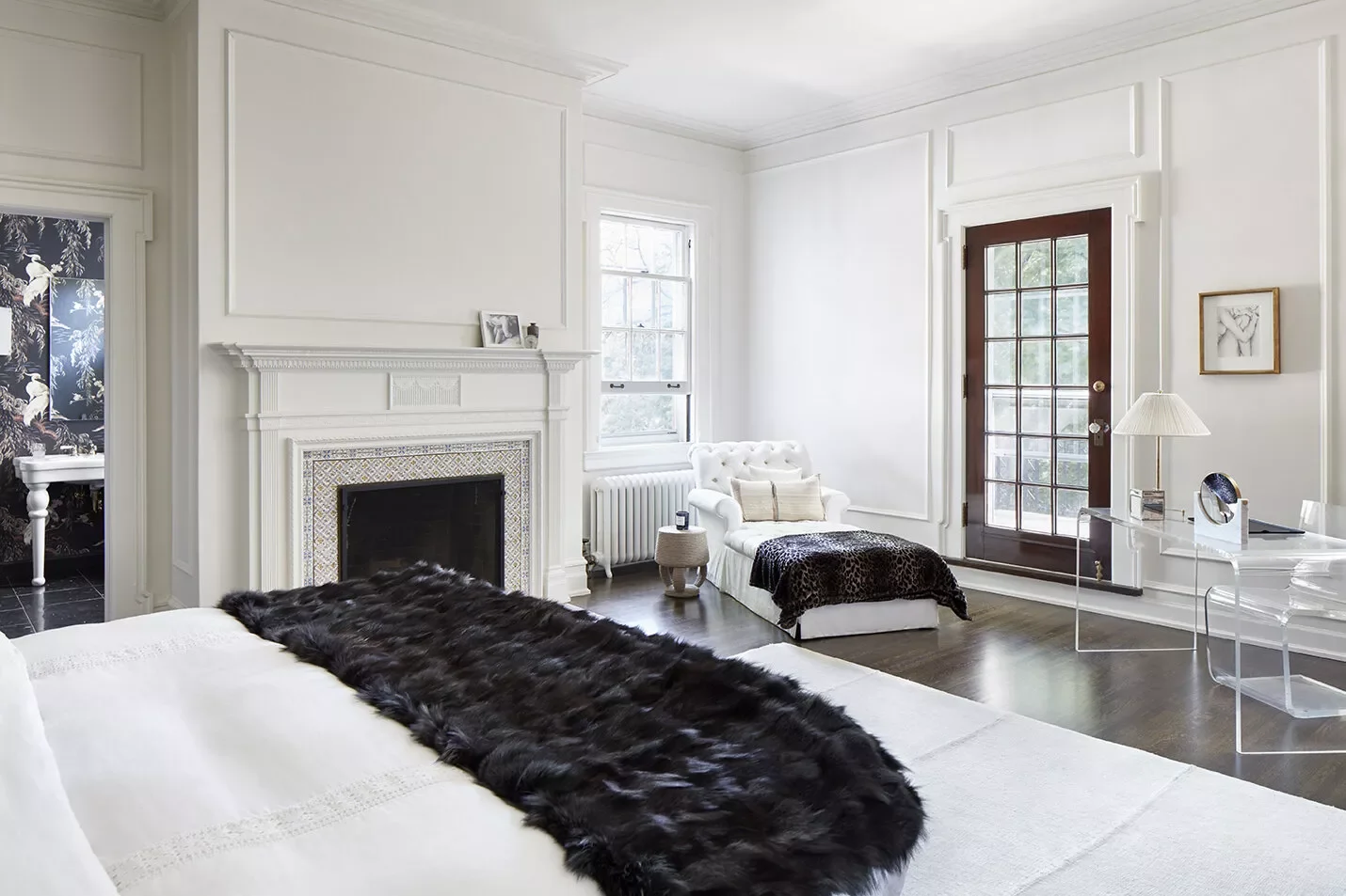 55 Stunning Bedroom Fireplace Ideas That Will Transform Your Sleep Sanctuary 9 Keep It Classic