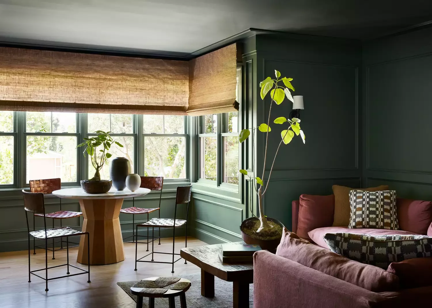 30 Dark and Dramatic Living Rooms That Will Transform Your Space Keep It Earthy