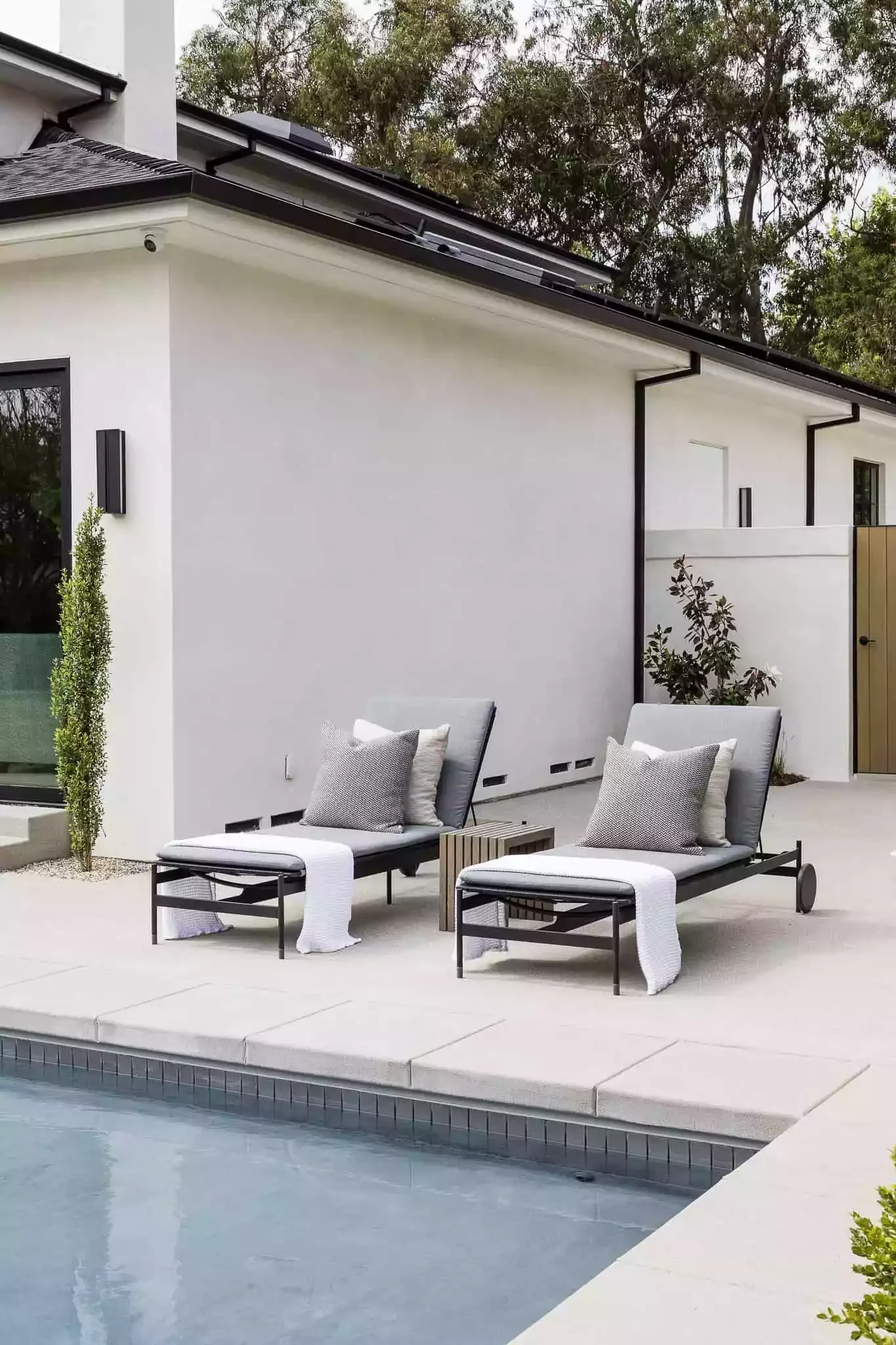 38 Stunning Pool Deck Designs for Your In-Ground and Above-Ground Swimming Pool 14 Keep It Minimal