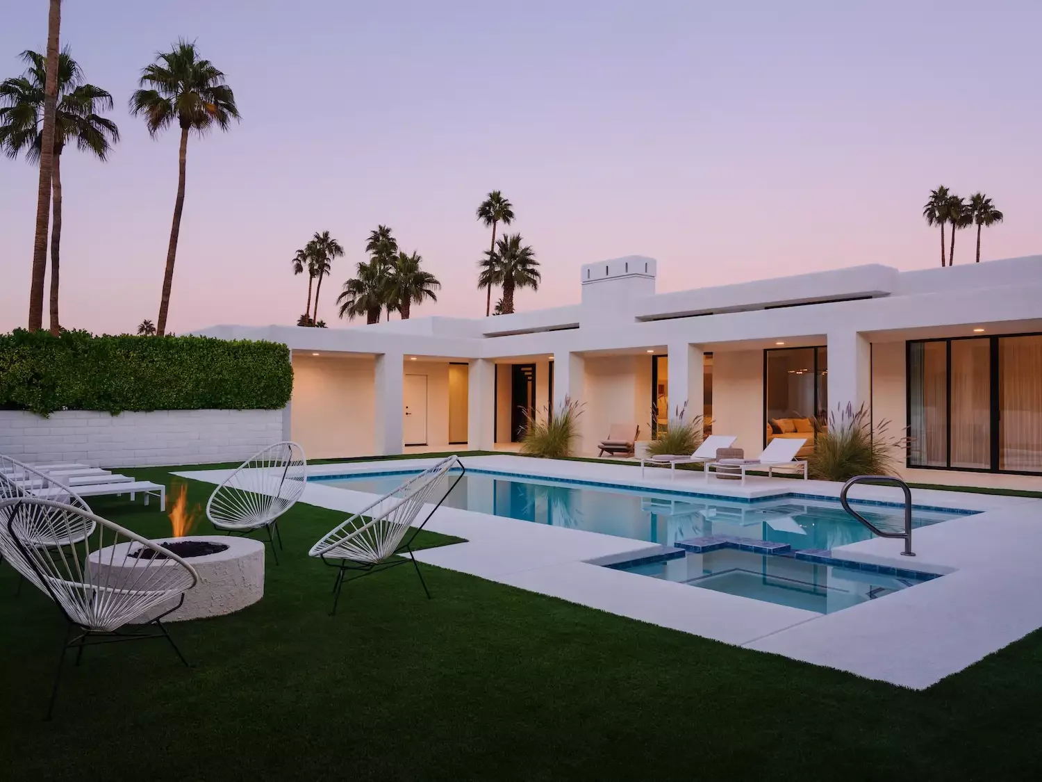 32 Stunning Ways to Transform Your Backyard Into a Personal Oasis 12 Keep It Sleek