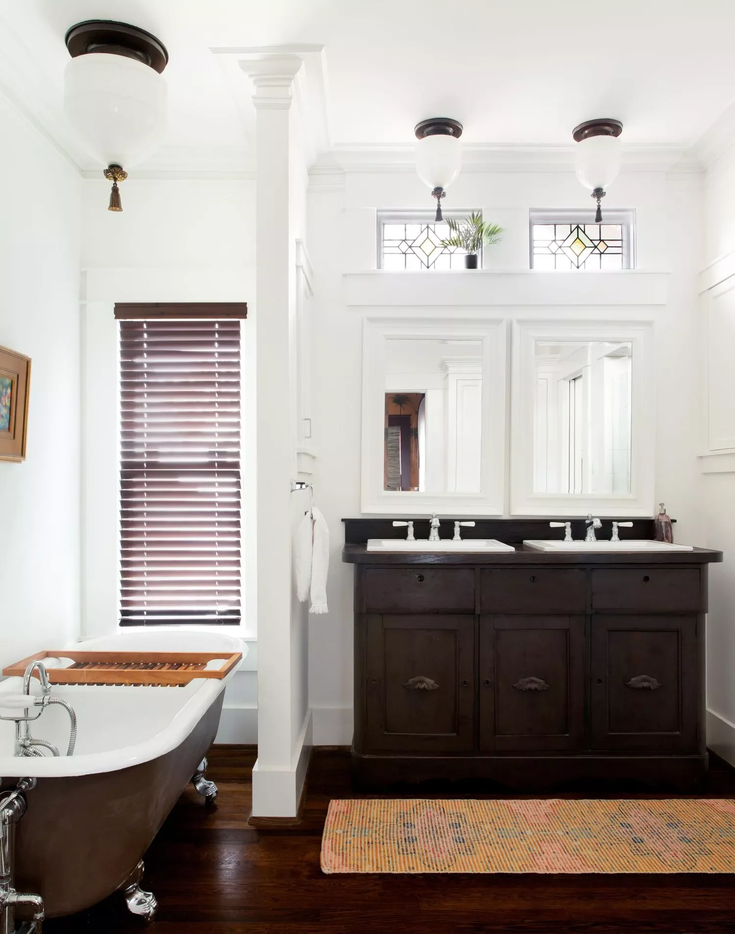 15 Stunning Mirror Lighting Ideas That Will Transform Your Bathroom 6 Keep Your Space Consistent