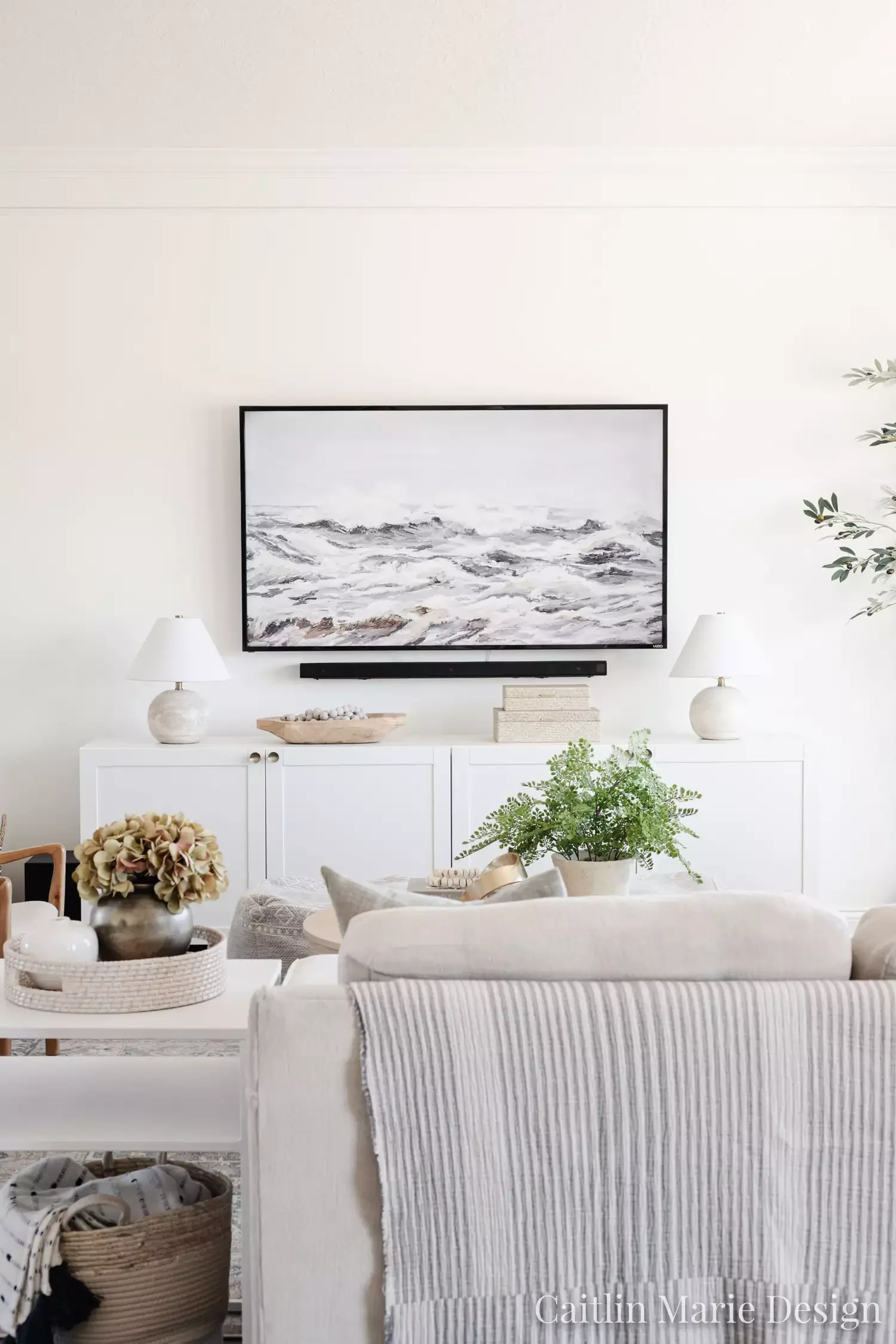 21 Beautiful Ways to Style Your TV Console Like a Pro 6 Keep it Simple