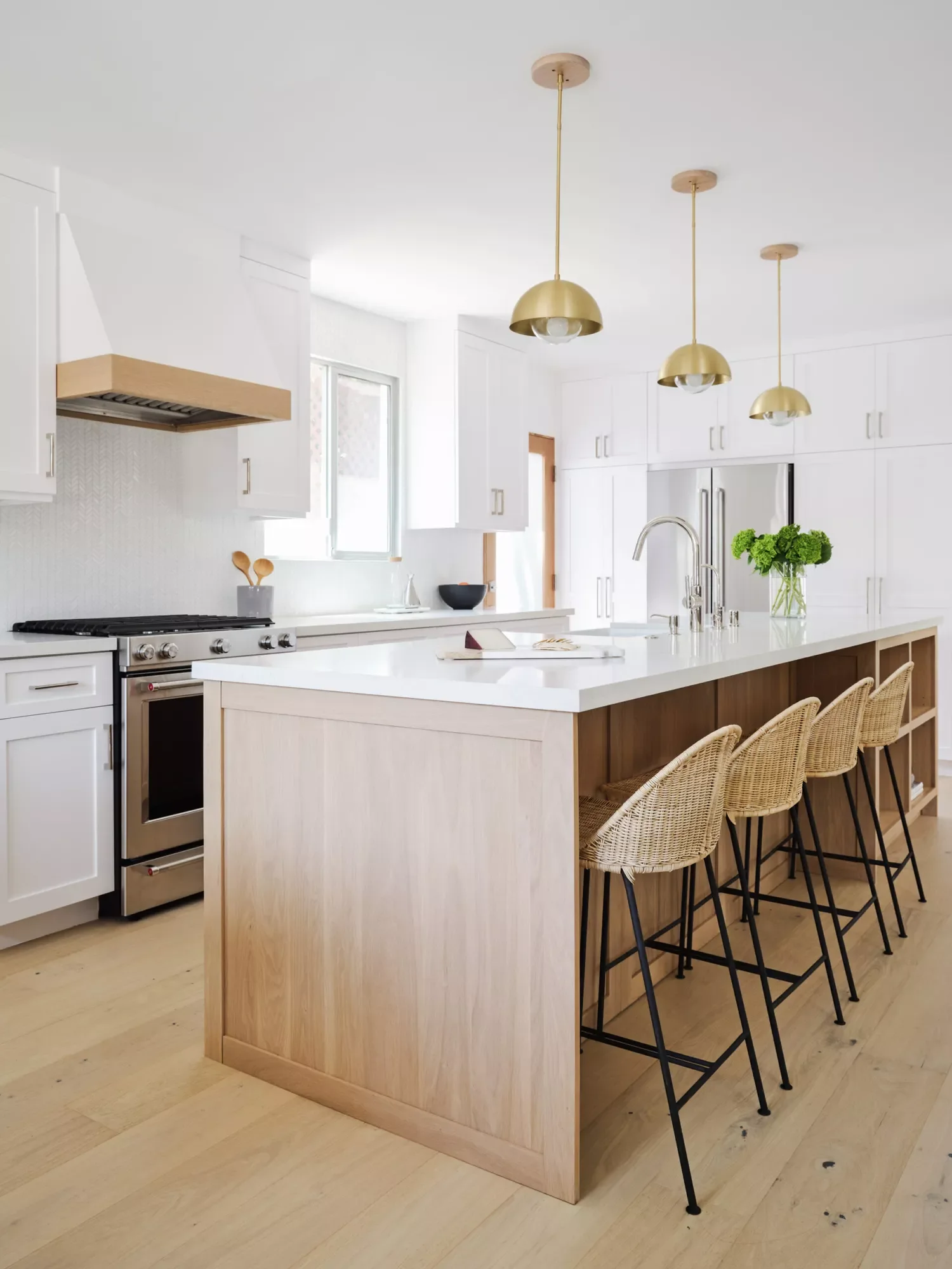 101 Kitchen Island Ideas That Will Transform Your Cooking Space 100 Keeping It Classic