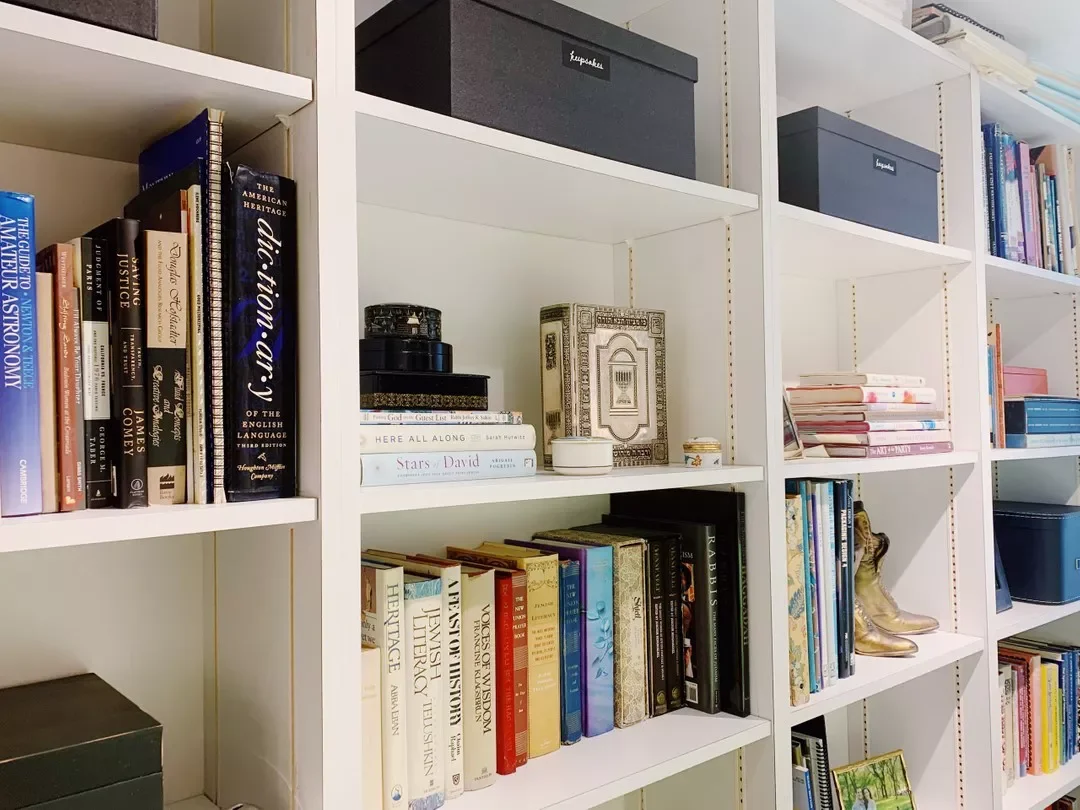 22 Creative Ways to Organize and Display Your Photo Collection at Home 4 Keepsake Boxes