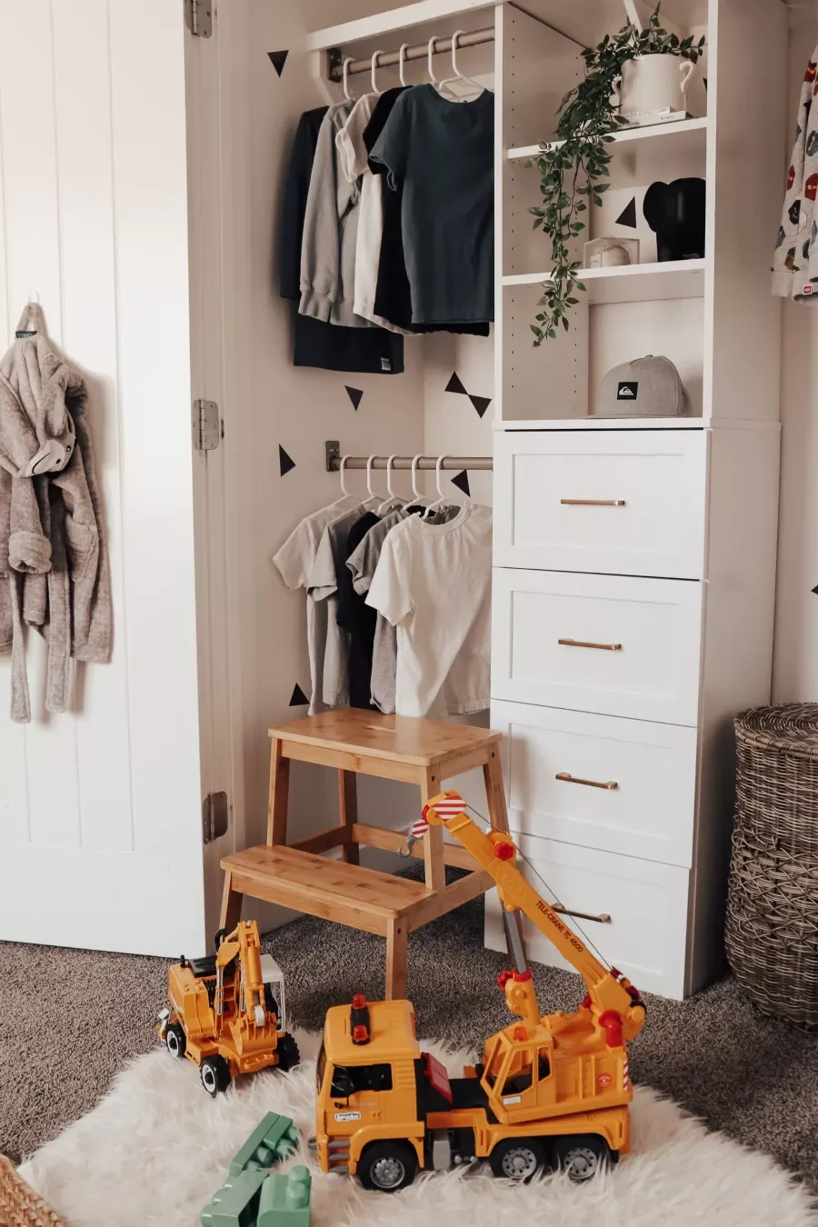 30 Closet DIY Projects You Can Actually Tackle This Weekend Kid-Friendly DIY Closet