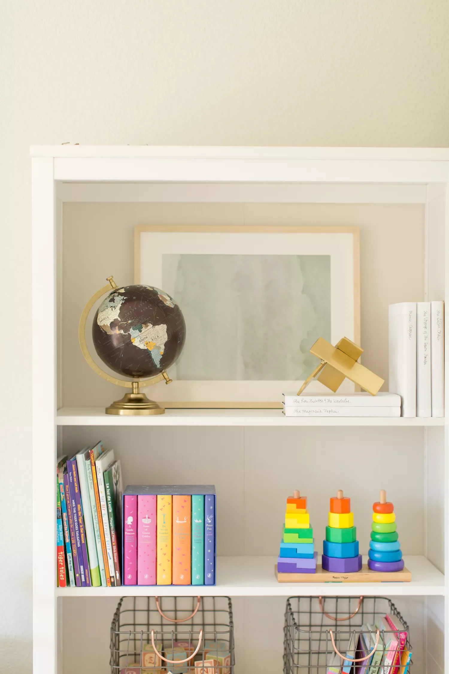 51 Creative Bookshelf Styling Ideas That Transform Your Space 27 Kid-Friendly Style