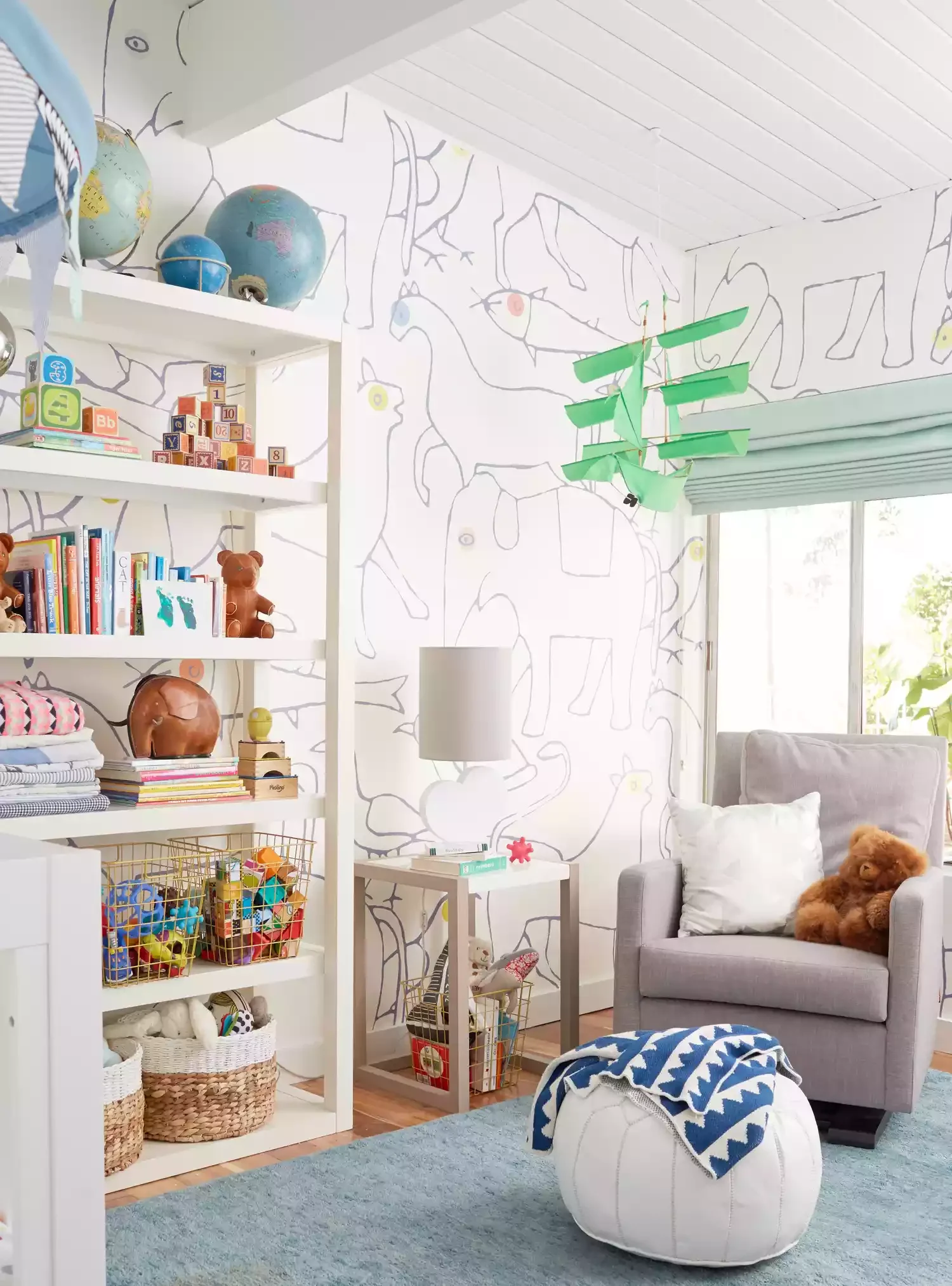 34 Bedroom Chair Ideas That'll Transform Your Space From Boring to Beautiful 34 Kid