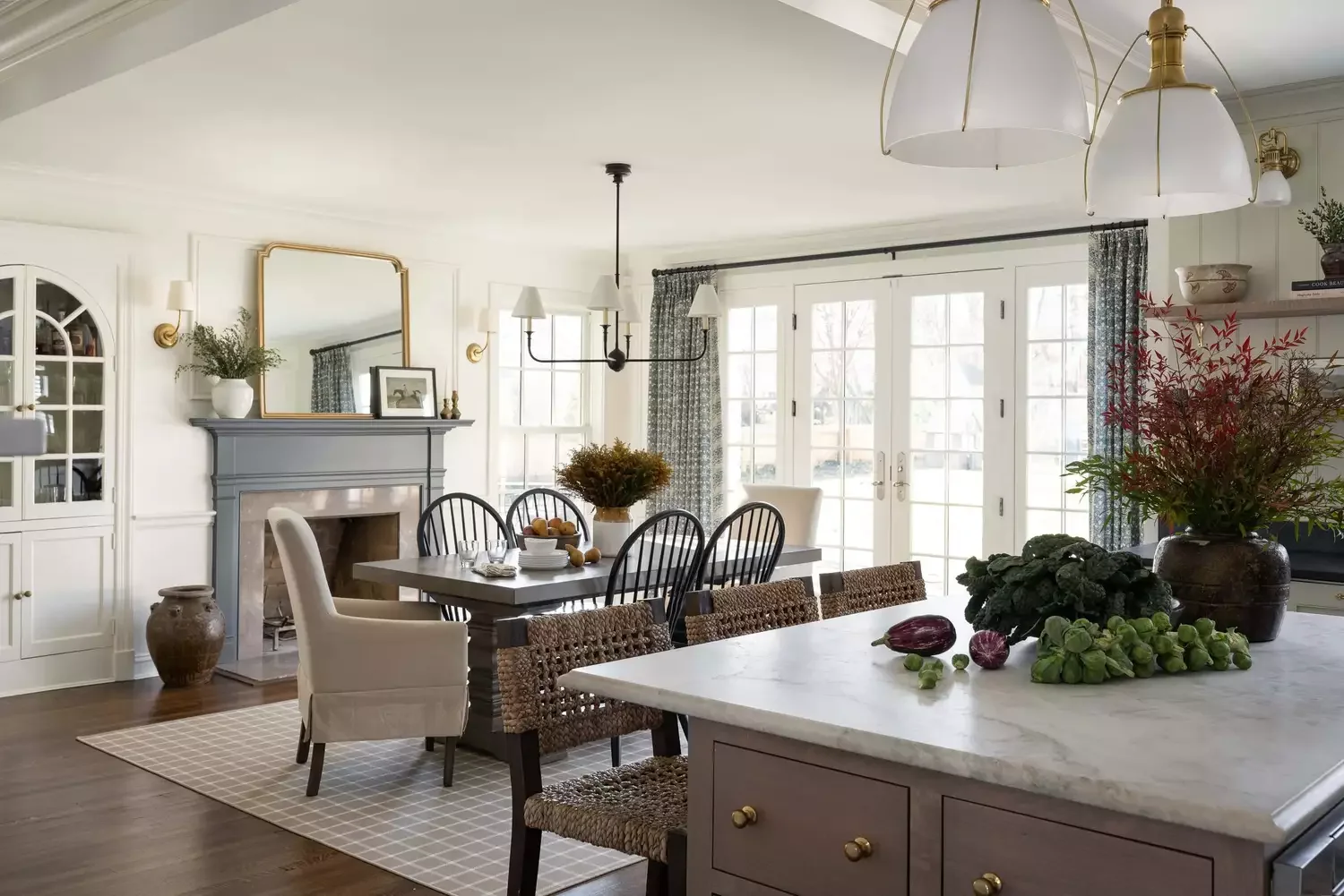 37 Timeless Traditional Kitchen Designs That Create the Perfect Cozy Home 27 Kitchen Dining Room Combo