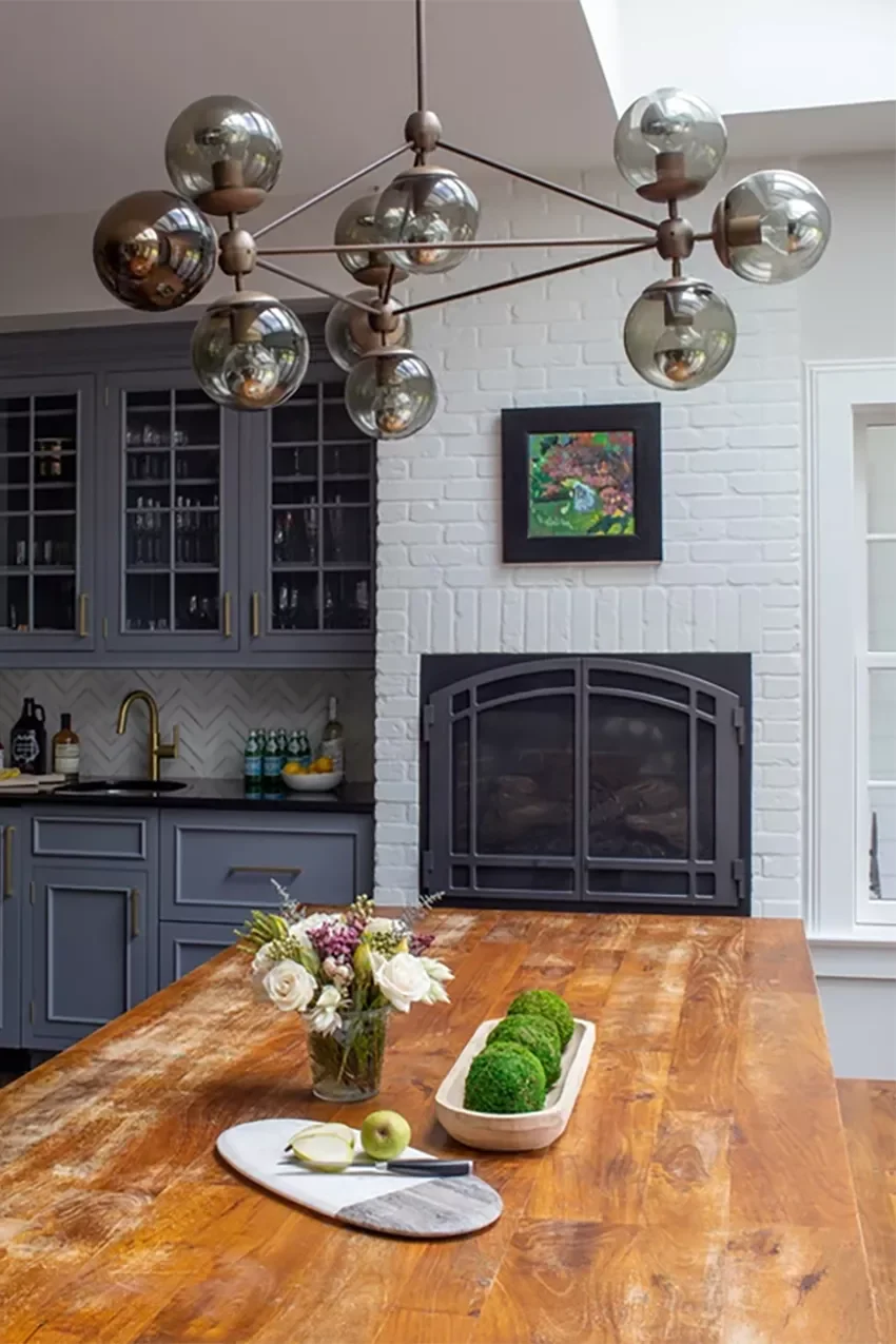 37 Timeless Traditional Kitchen Designs That Create the Perfect Cozy Home 23 Kitchen Fireplace