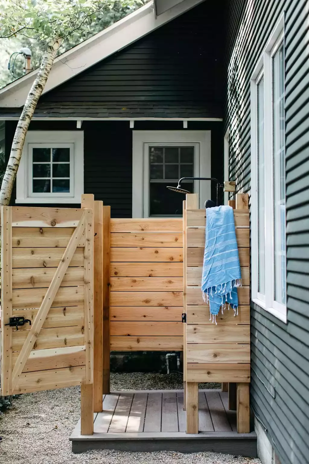 34 Stunning Outdoor Shower Ideas to Transform Your Backyard Oasis 13 Knotty Wood Outdoor Shower