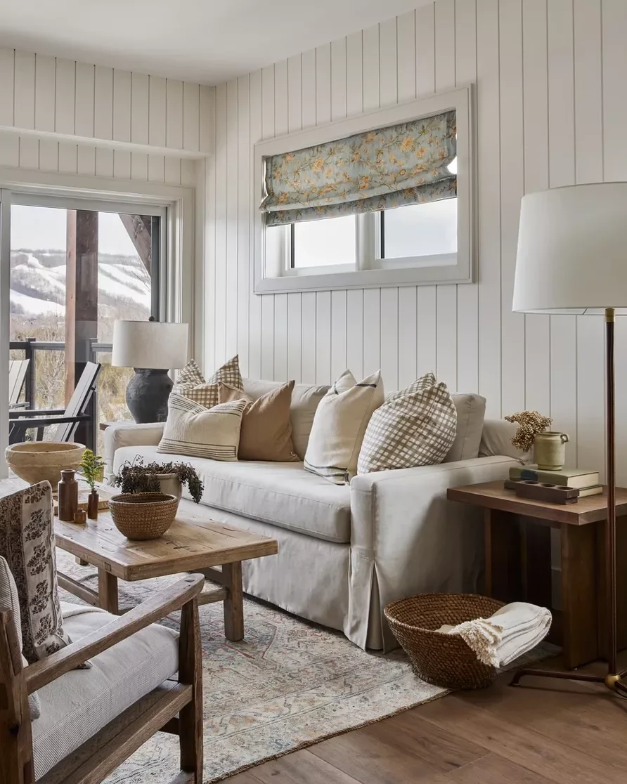 38 Stunning Sofa Ideas That'll Transform Your Living Room Style 18 Laid Back Slipcovered