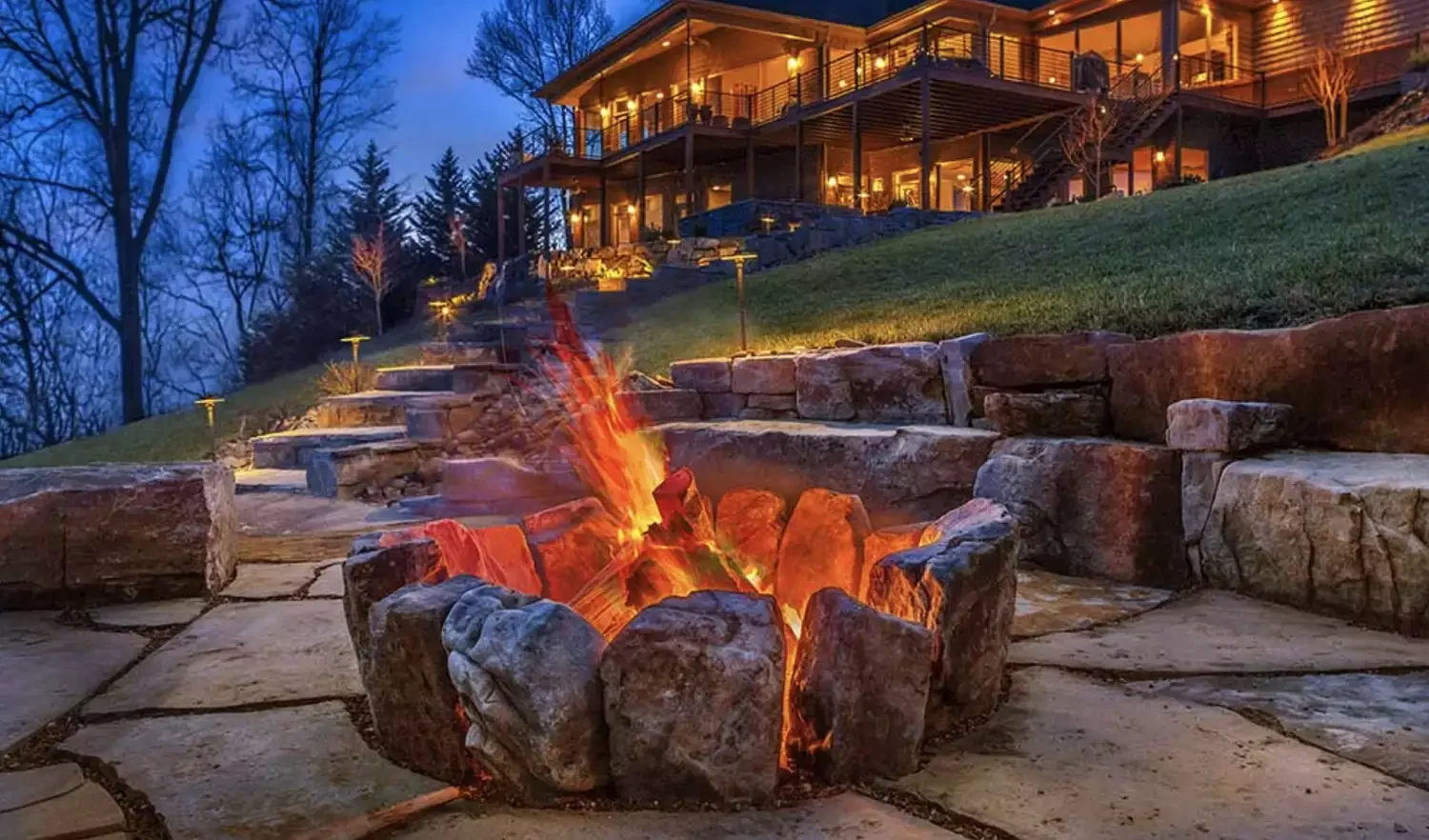 21 Beautiful Stone Fire Pit Designs That Will Transform Your Backyard 8 Large Stone Fire Pit