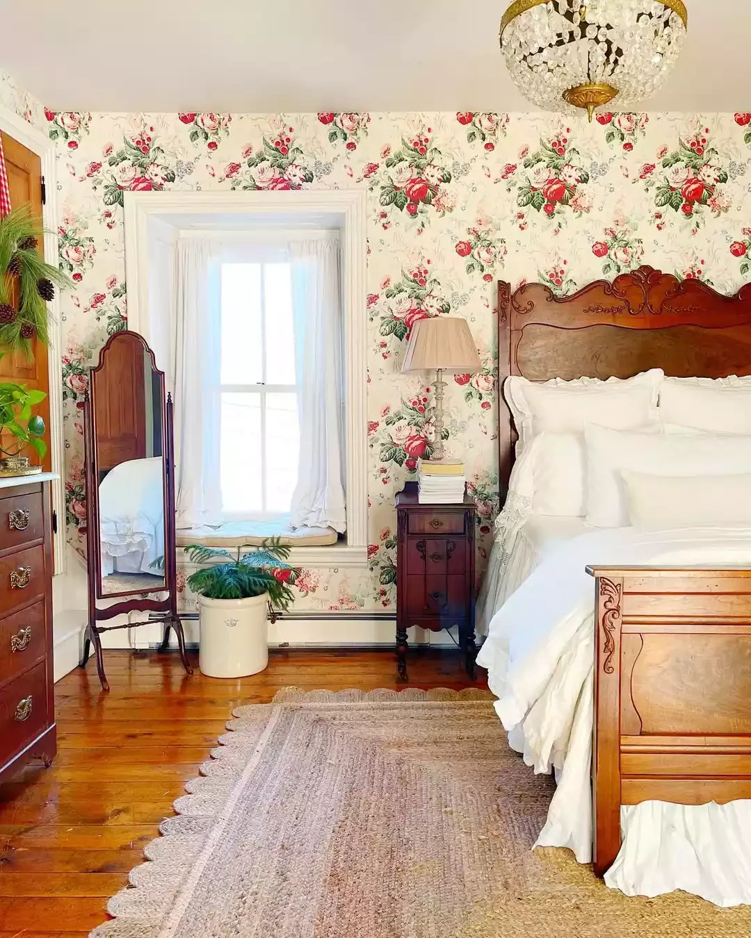 34 Dreamy Cottagecore Bedroom Ideas That Will Make You Want to Redecorate Tonight 17 Lay Down a Jute Rug