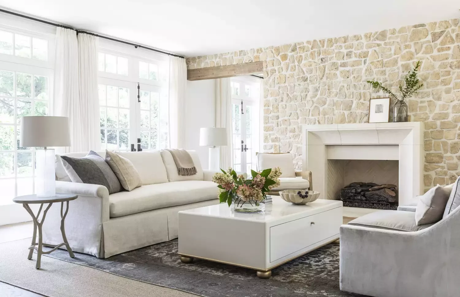 25 Brilliant Ways to Master Transitional Living Room Design 12 Layer Area Rugs