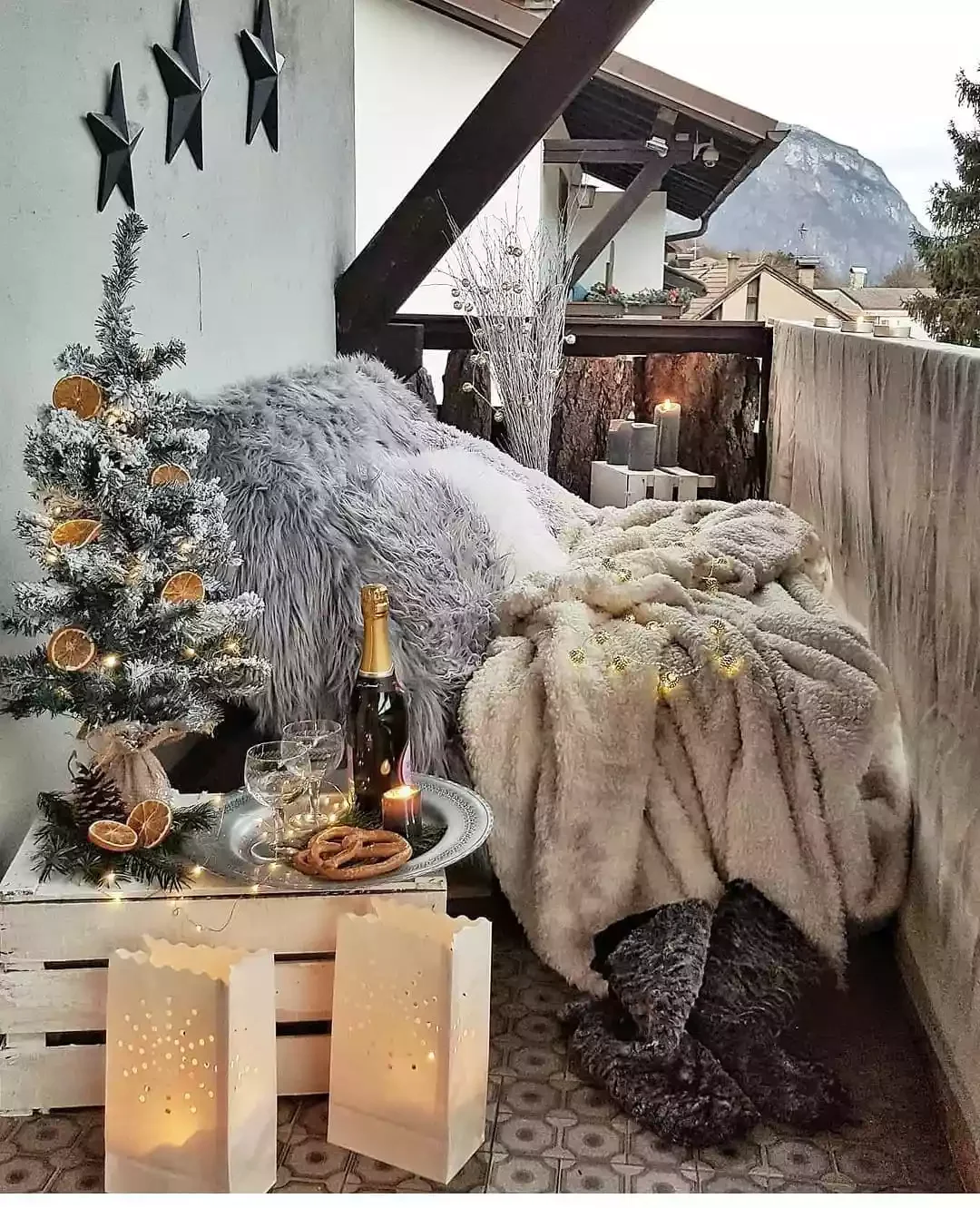 25 Christmas Balcony Ideas That Create a Holiday Wonderland Layer Cozy Textures
