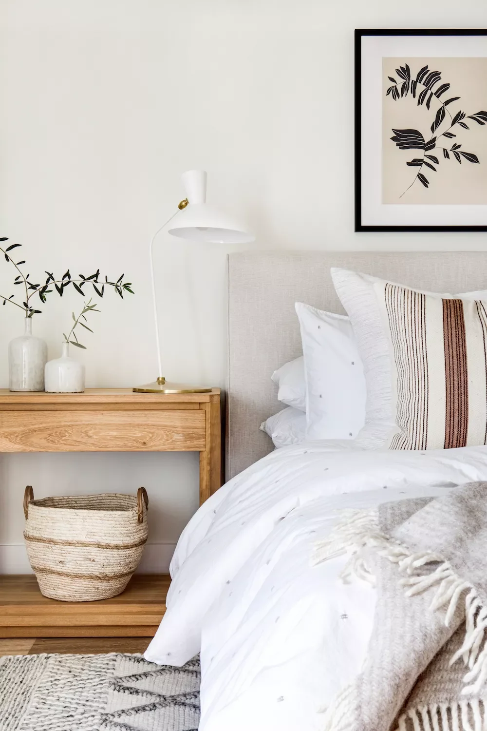 48 Bohemian Bedroom Ideas That Feel Effortlessly Chic and Personal 34 Layer Neutral Textiles