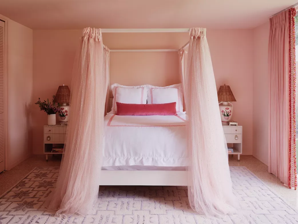 52 Creative and Stylish Teen Bedroom Design Ideas 11 Layer Pink Tones