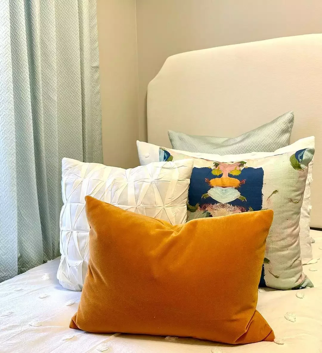 20 Creative Ways to Transform Your Dorm Room Into a Personal Haven 12 Layer Throw Pillows