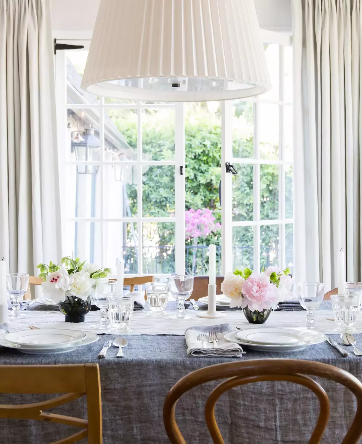 34 Stunning Tablescape Ideas to Transform Your Dining Experience All Year Long Layered Textile Tablescape