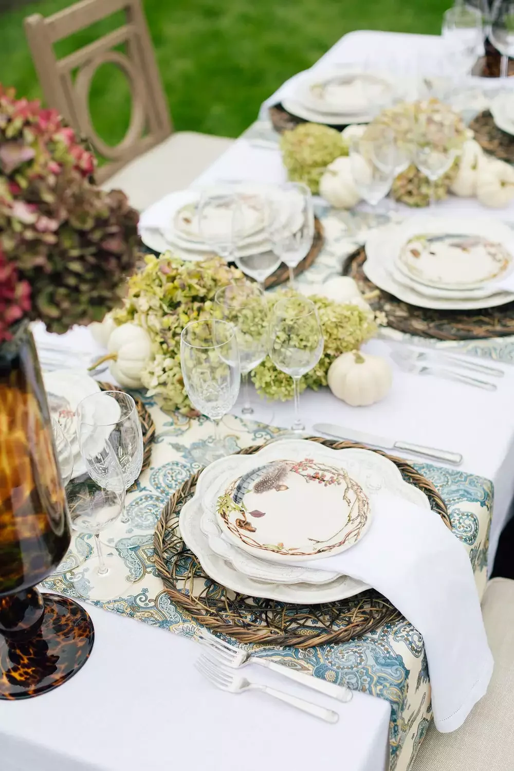 62 Stunning Thanksgiving Table Ideas That Will Wow Your Guests 50 Layered Thanksgiving Table