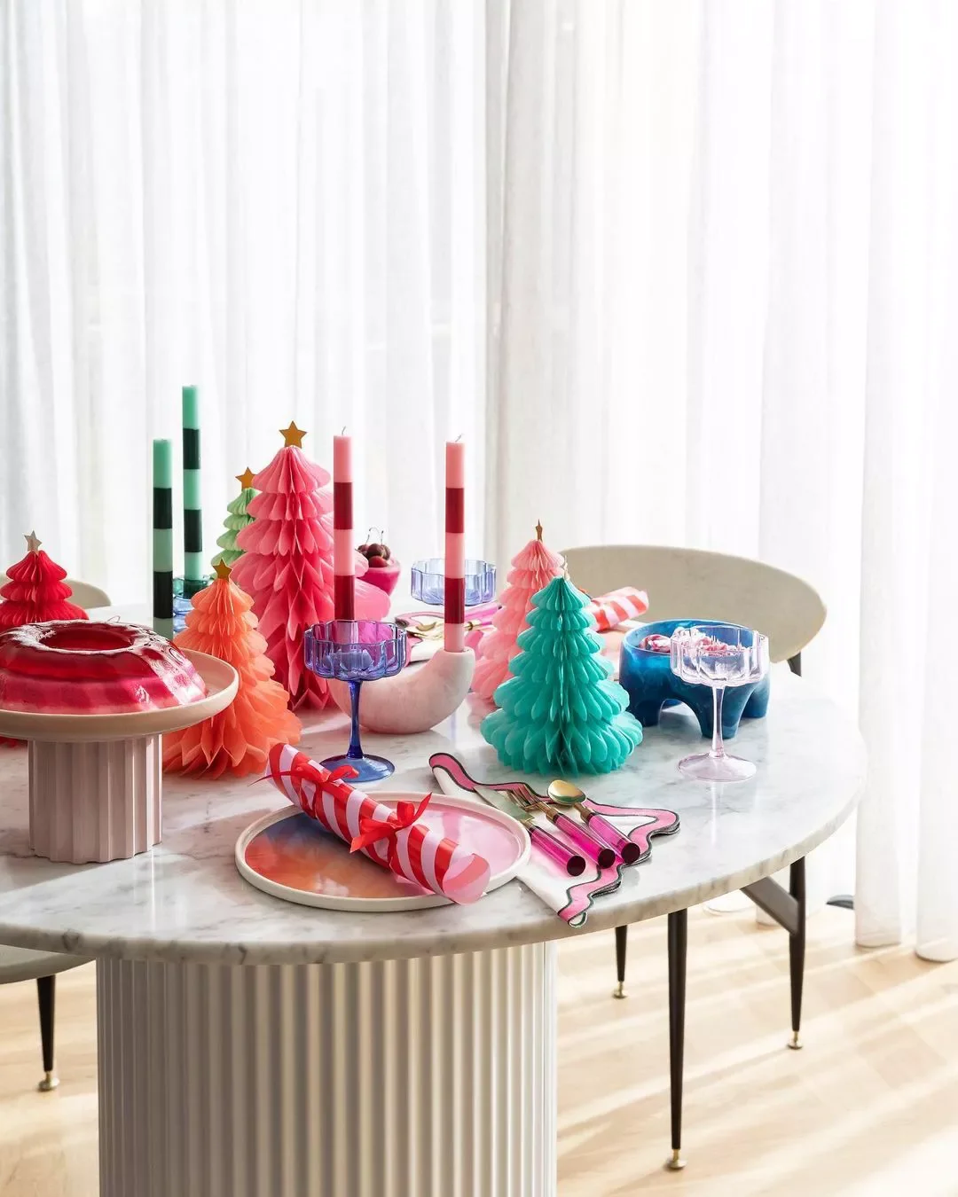 50 Festive Christmas Party Decorating Ideas Your Guests Will Absolutely Adore 13 Lean Into Modern Decor