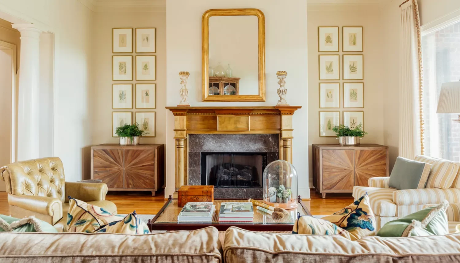 34 Classic Living Room Ideas That Never Go Out of Style Lean into Symmetry