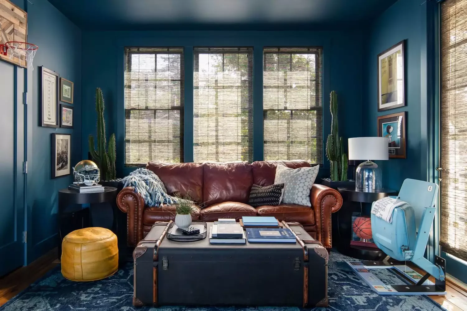 23 Cozy Den Ideas That'll Make You Never Want to Leave Leather Lover