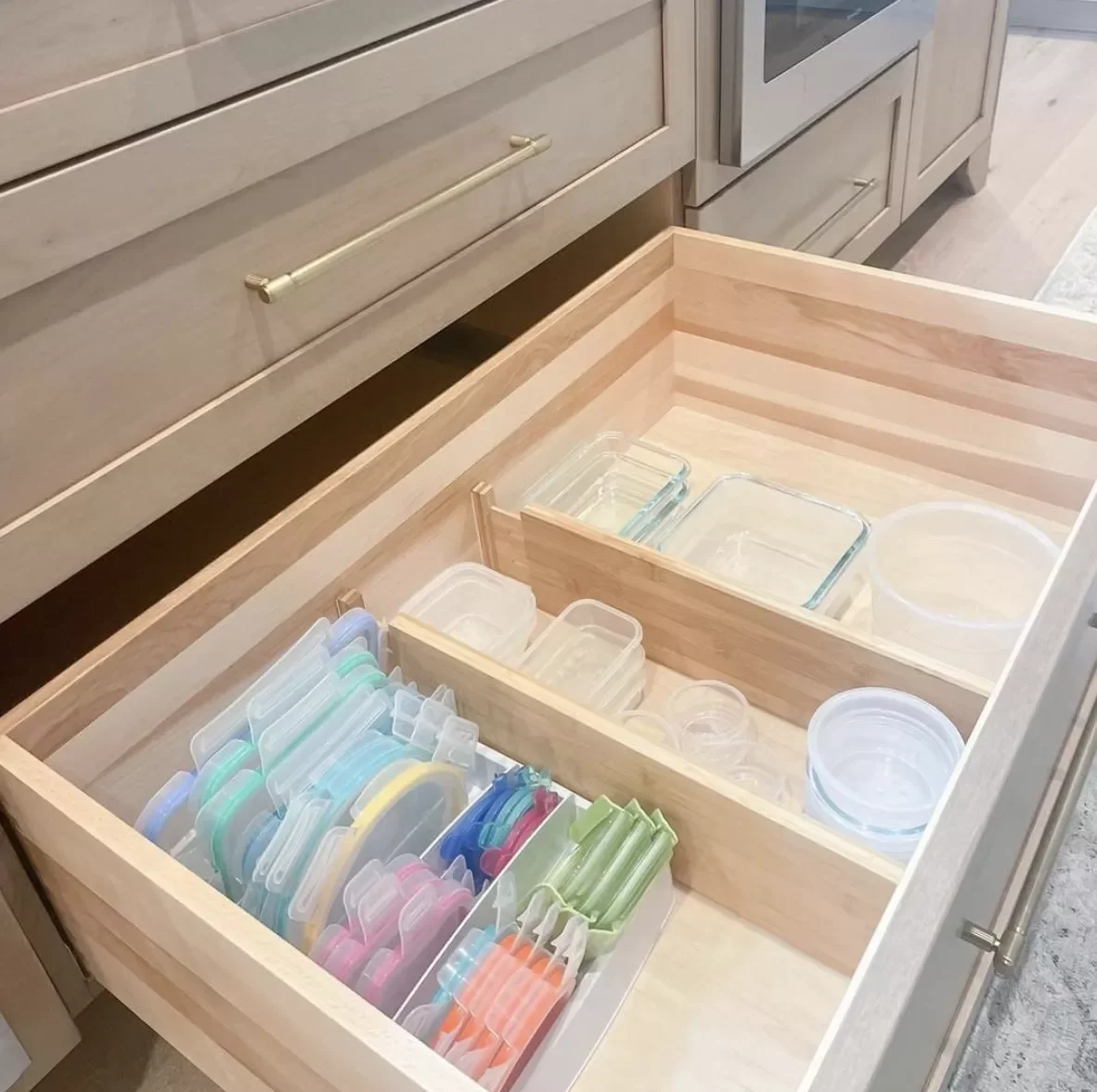 18 Brilliant Ways to Organize Your Food Storage Containers Leave Room for New Containers