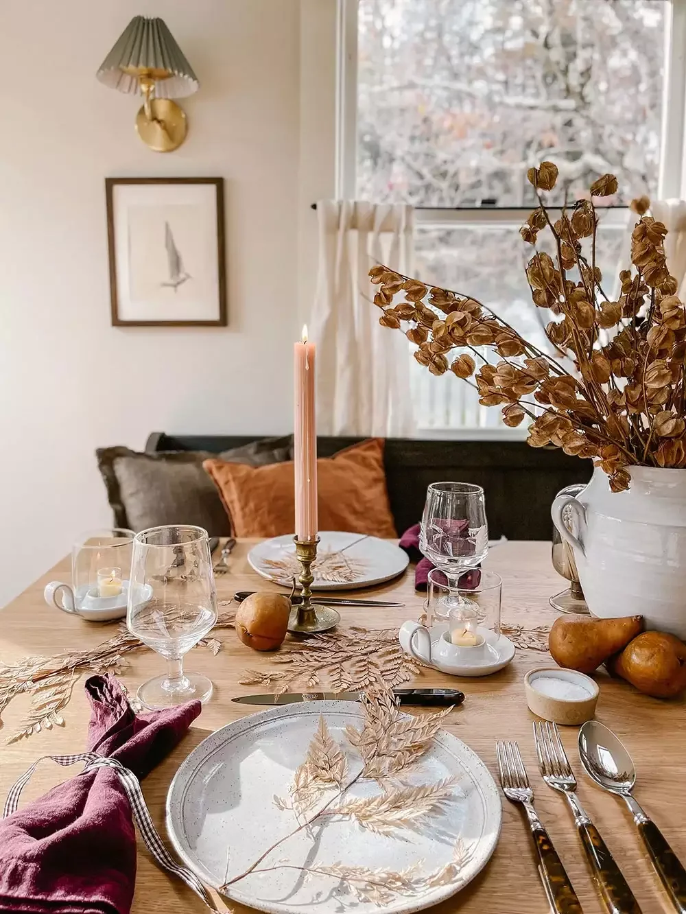 78 Beautiful Fall Table Decorating Ideas to Transform Your Seasonal Celebrations 60 Let Nature Inspire You