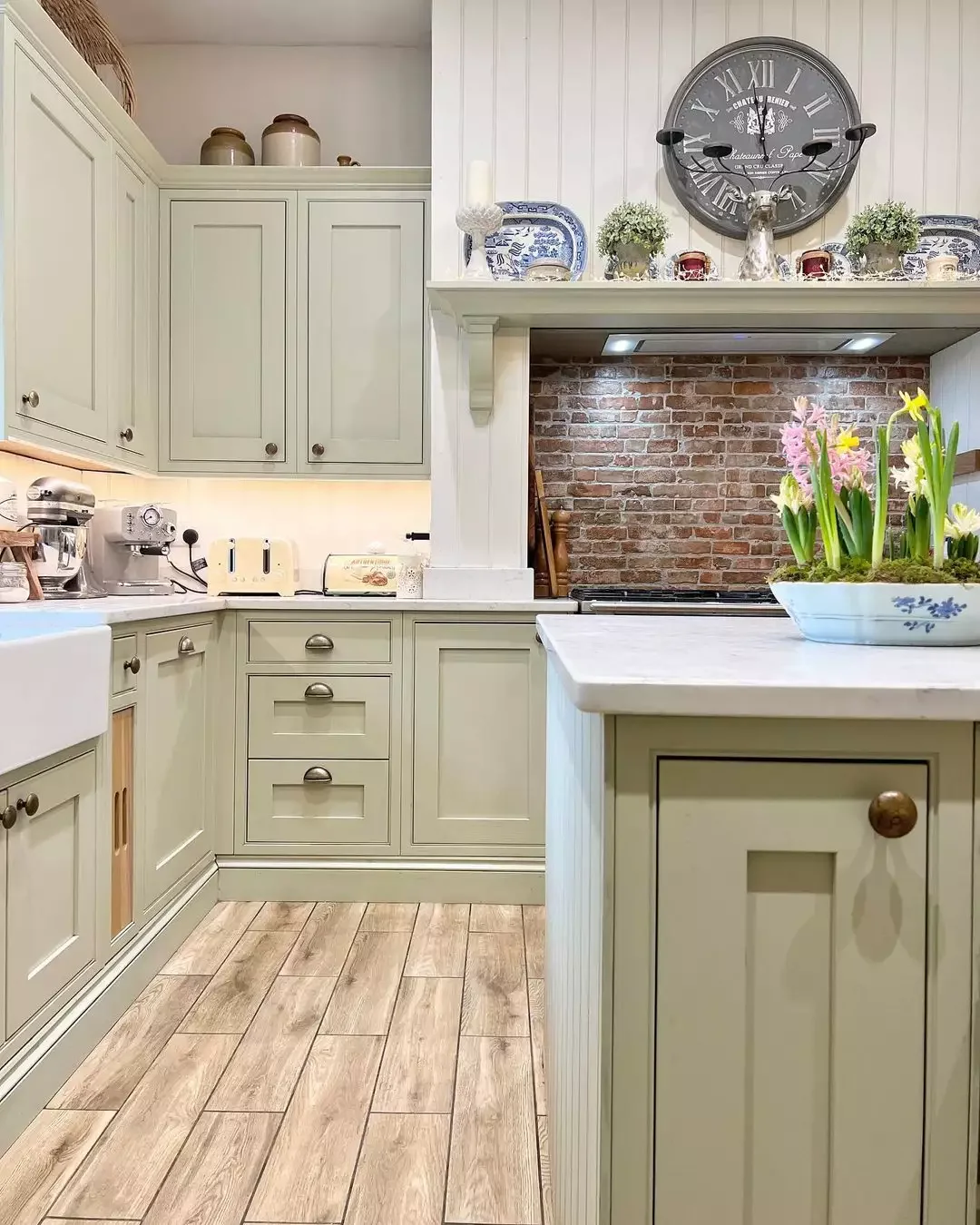 68 Charming Farmhouse Kitchen Ideas That Never Go Out of Style Light Sage Farmhouse Kitchen