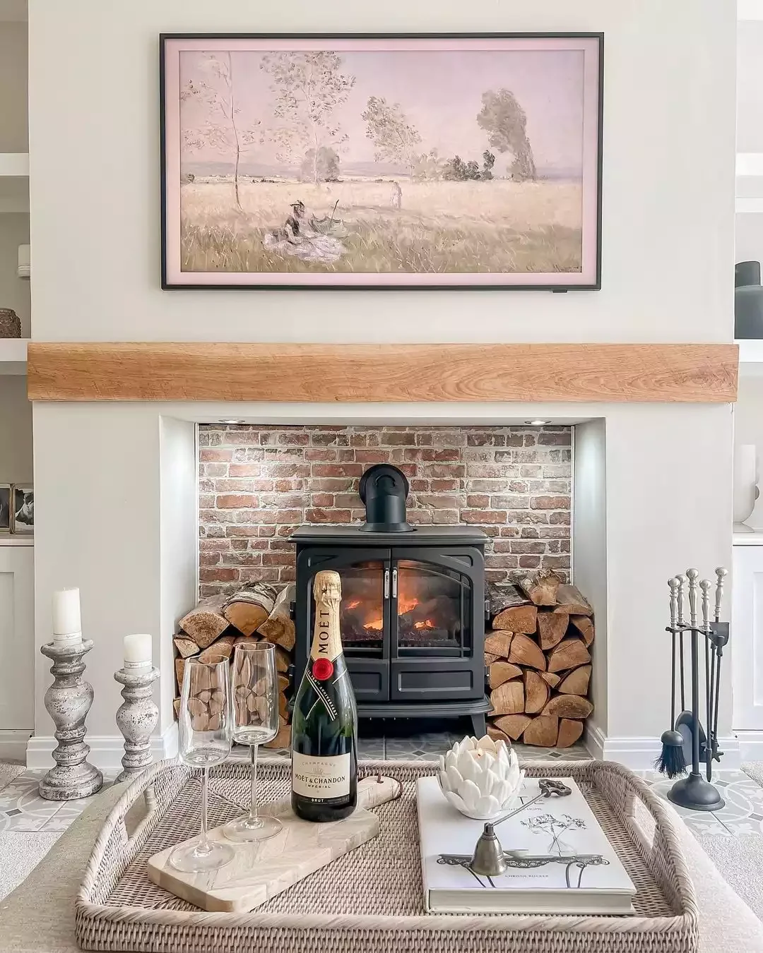 24 Creative Ways to Transform Your Fireplace with Candles 21 Light a Fire