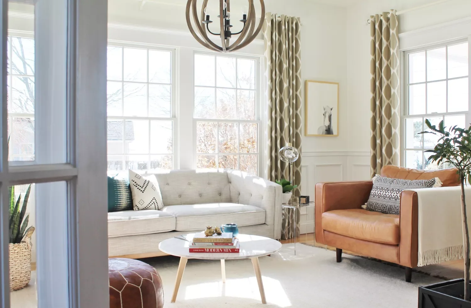 23 Cozy Den Ideas That'll Make You Never Want to Leave Light and Bright