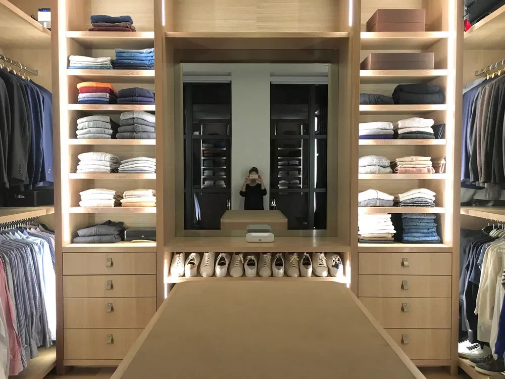 Lighted Display Shelving