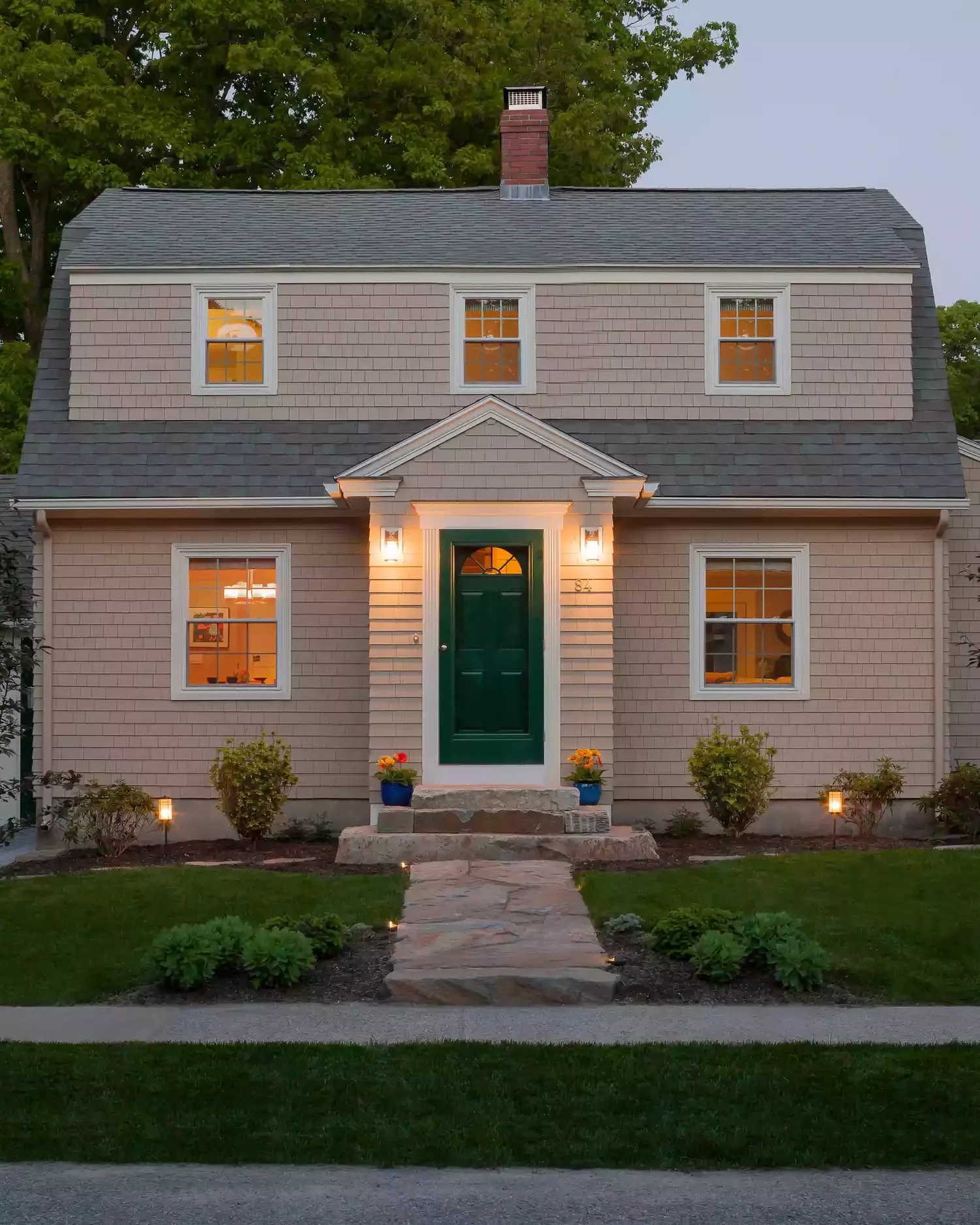30 Front Walkway Ideas That Will Transform Your Home's First Impression Lighted Front Walkway