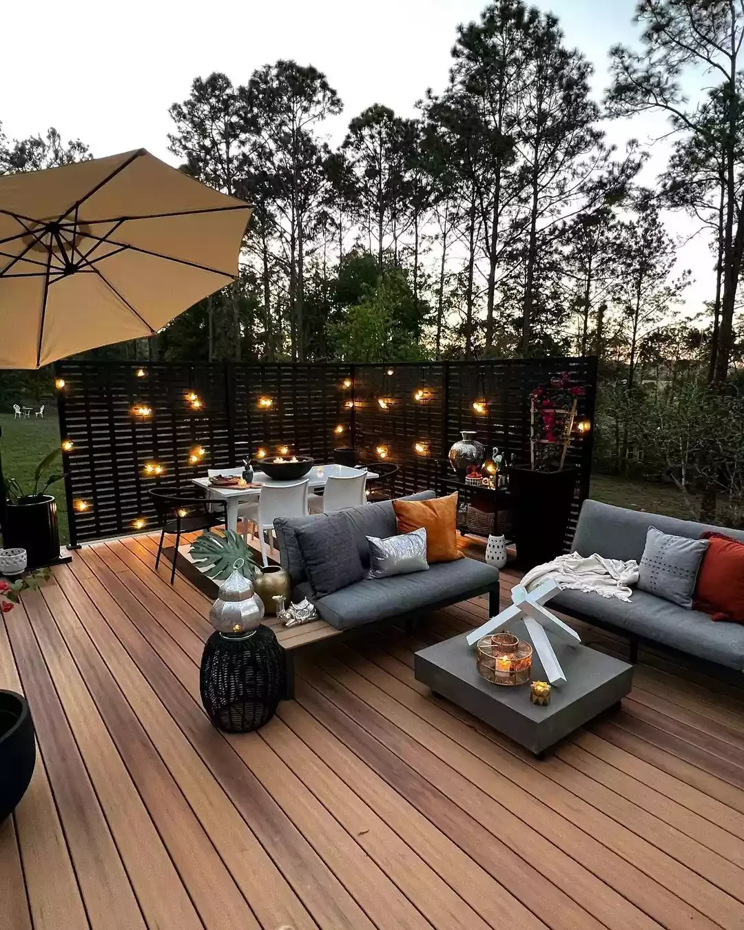 Lighted Trellis