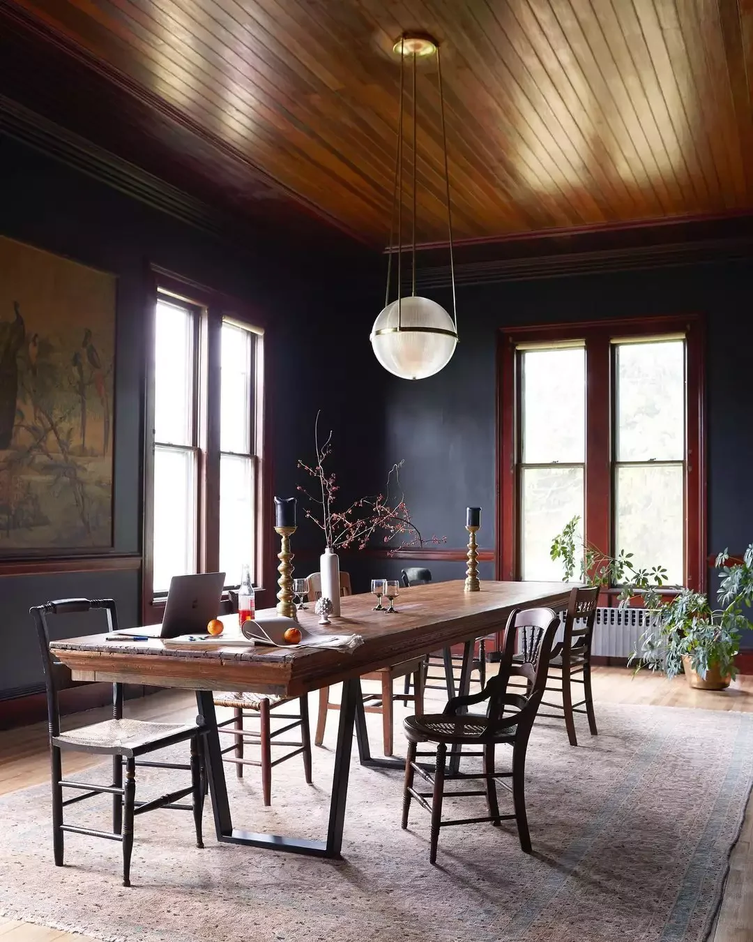 40 Stunning Black Dining Room Ideas to Transform Your Space 41 Limewash Your Walls