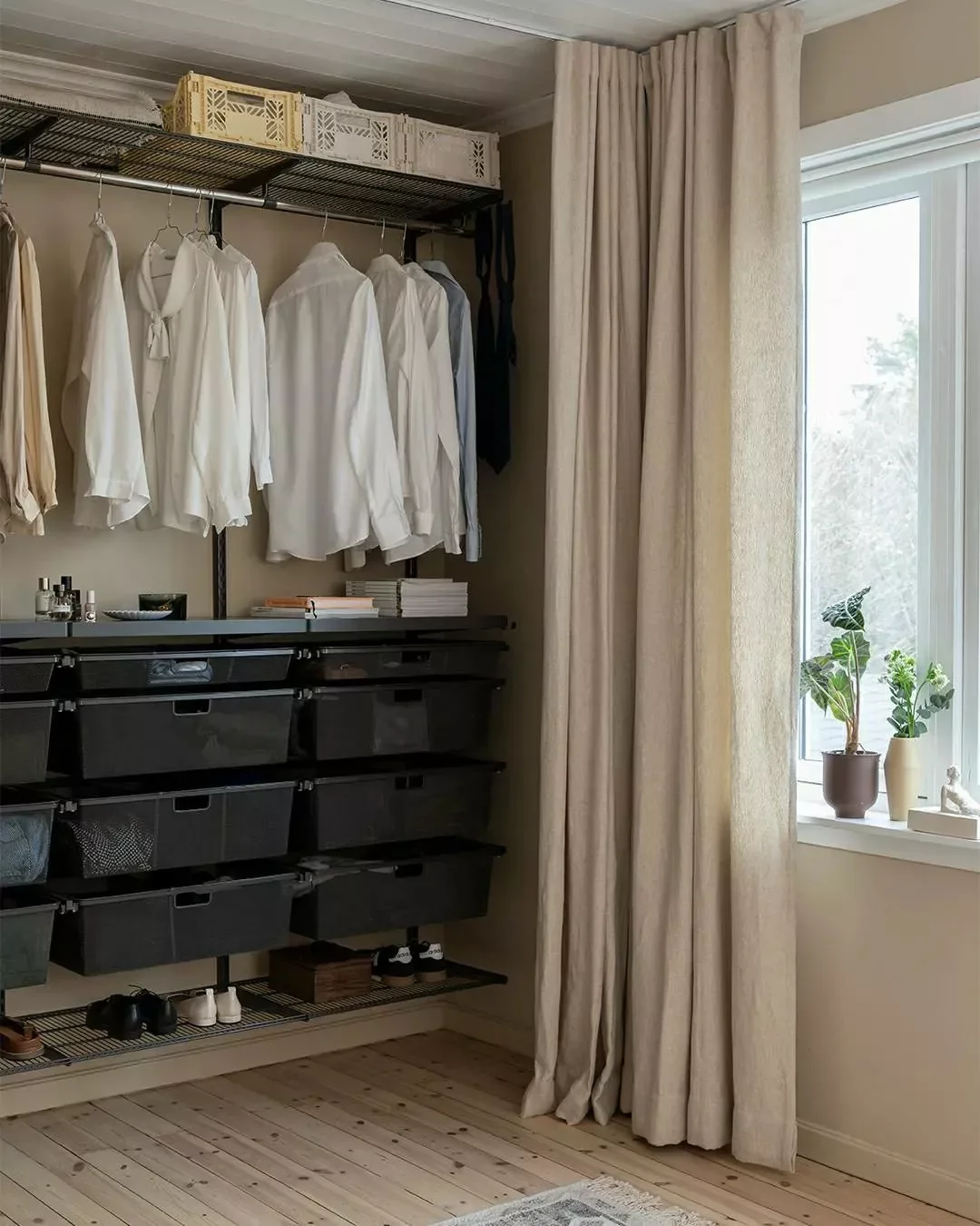 21 Gorgeous Closet Curtain Ideas That Instantly Hide Your Clutter Look to the Walls